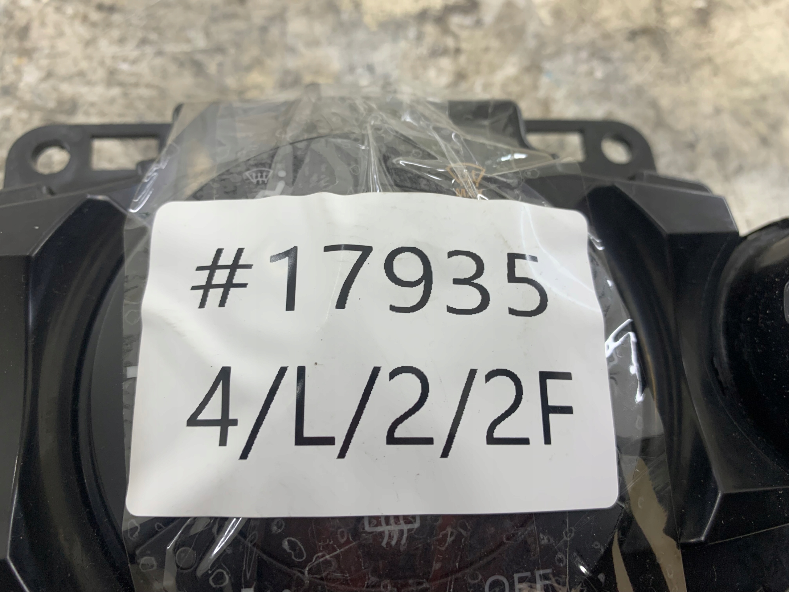 FORD FIESTA MK7 Unite commande clima 8A6T18C612