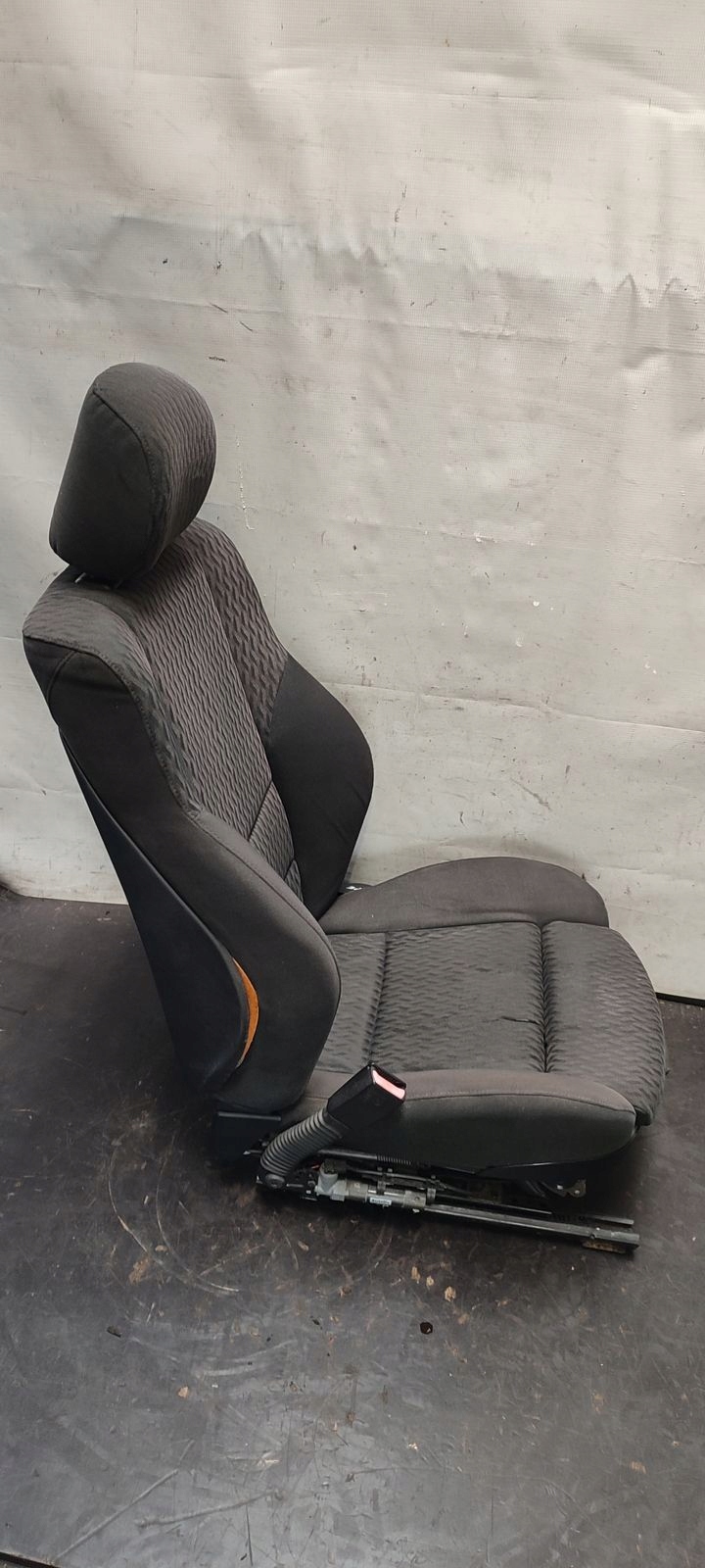seat front left driver´s BMW E46 Coupe 2,5