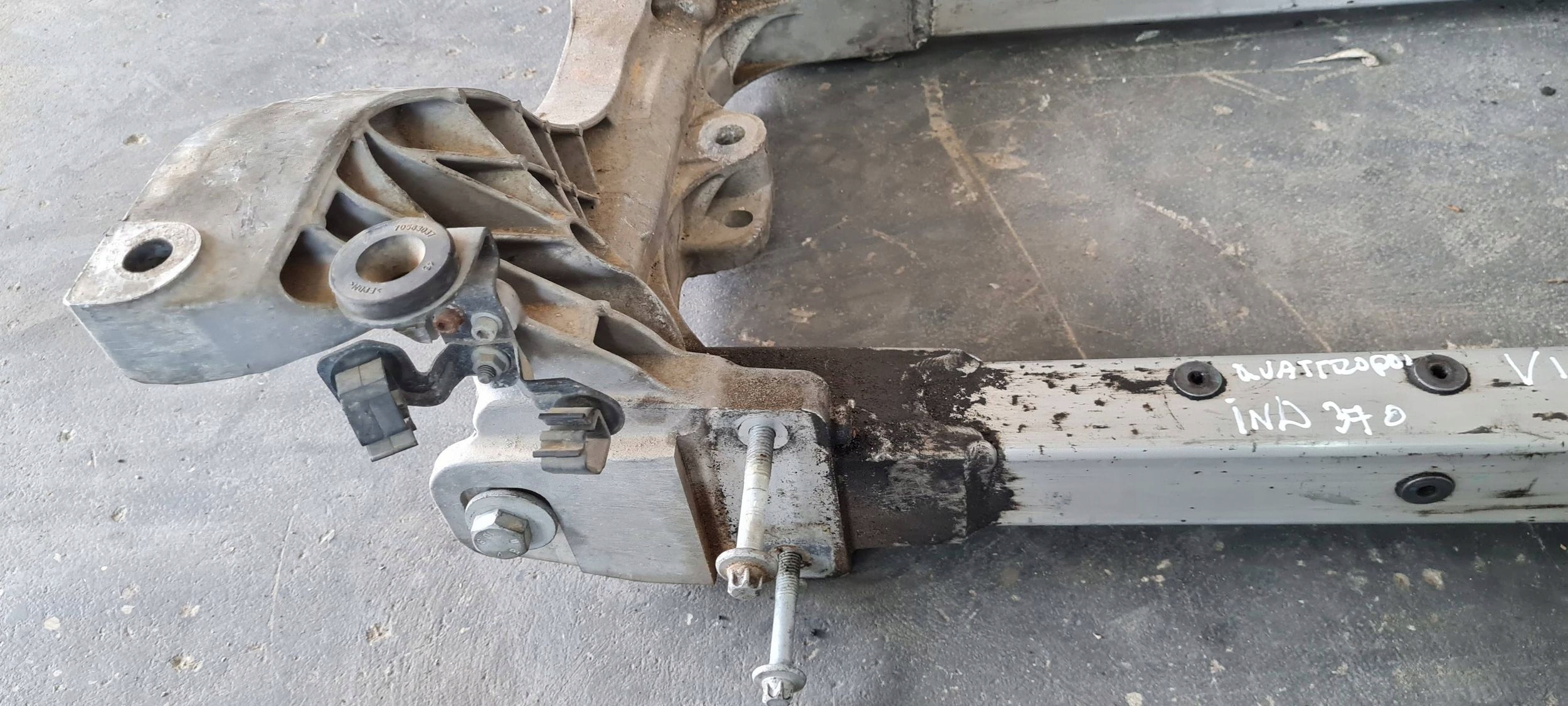 Maserati Quattroporte VI axle beam axle beam subframe springing front 670001451