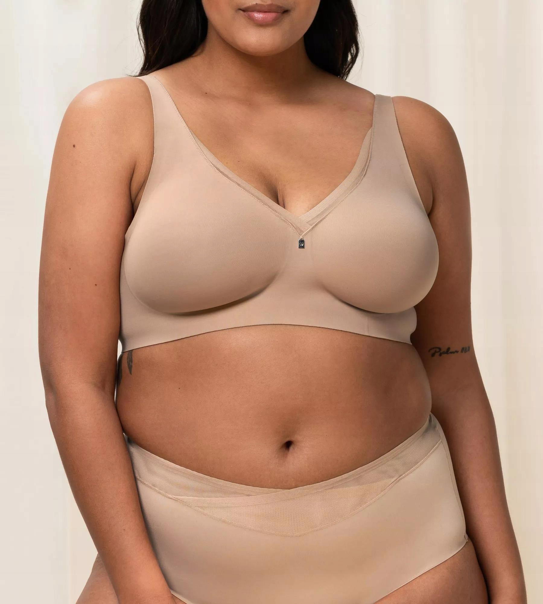 Podprsenka Triumph měkká, minimizer True Shape Sensation N01 85E