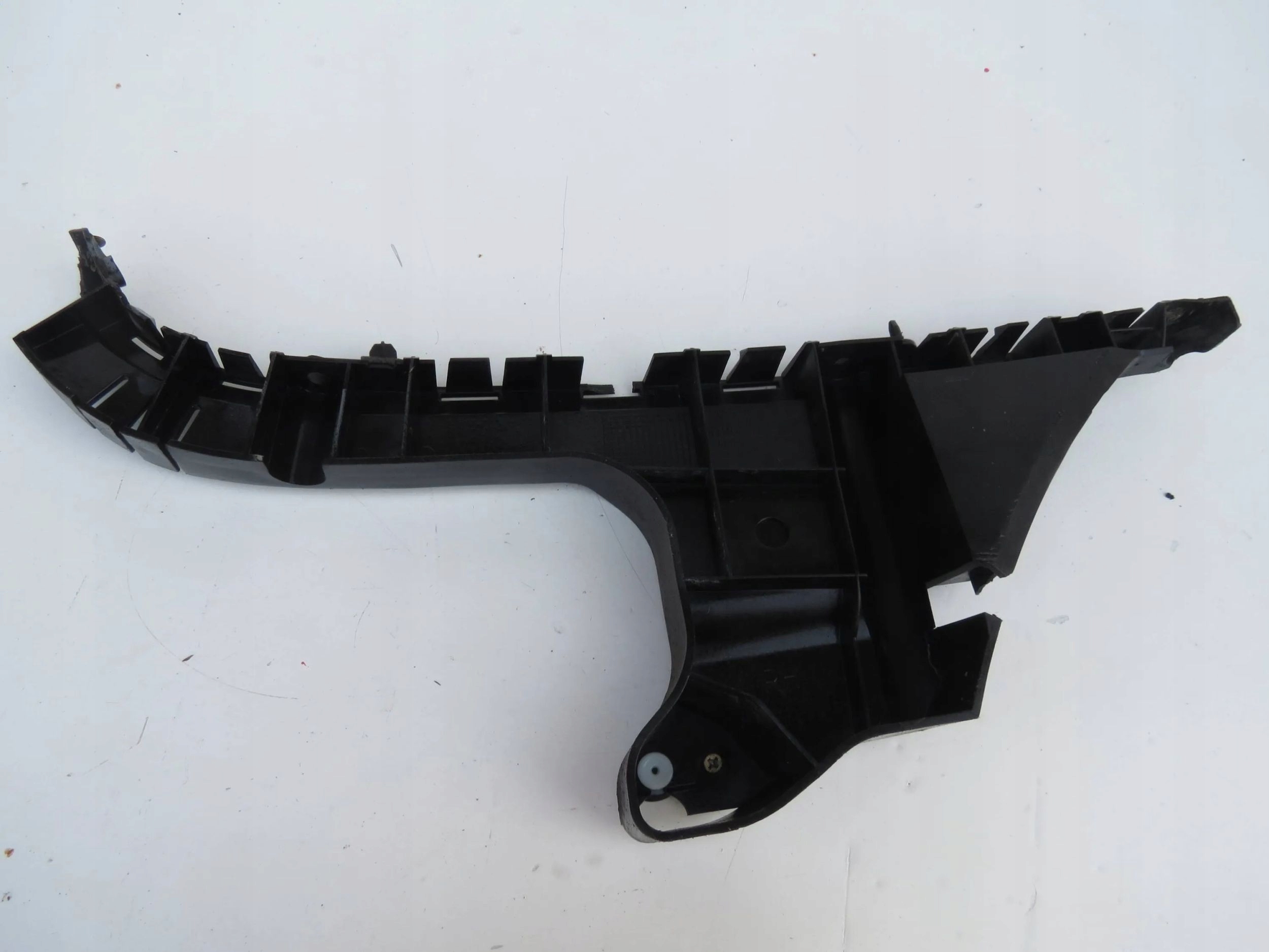 bumper bracket right rear part VOLVO V70 III 31265328
