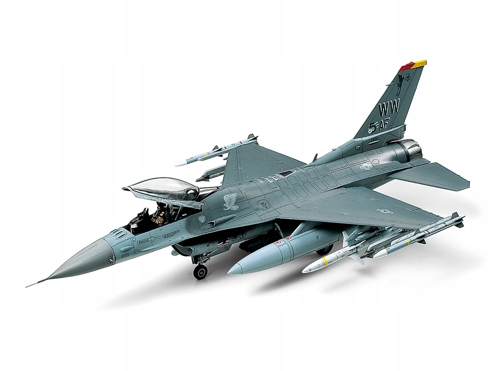 Letadlo F-16CJ Fighting Falcon model 61098 Tamiya