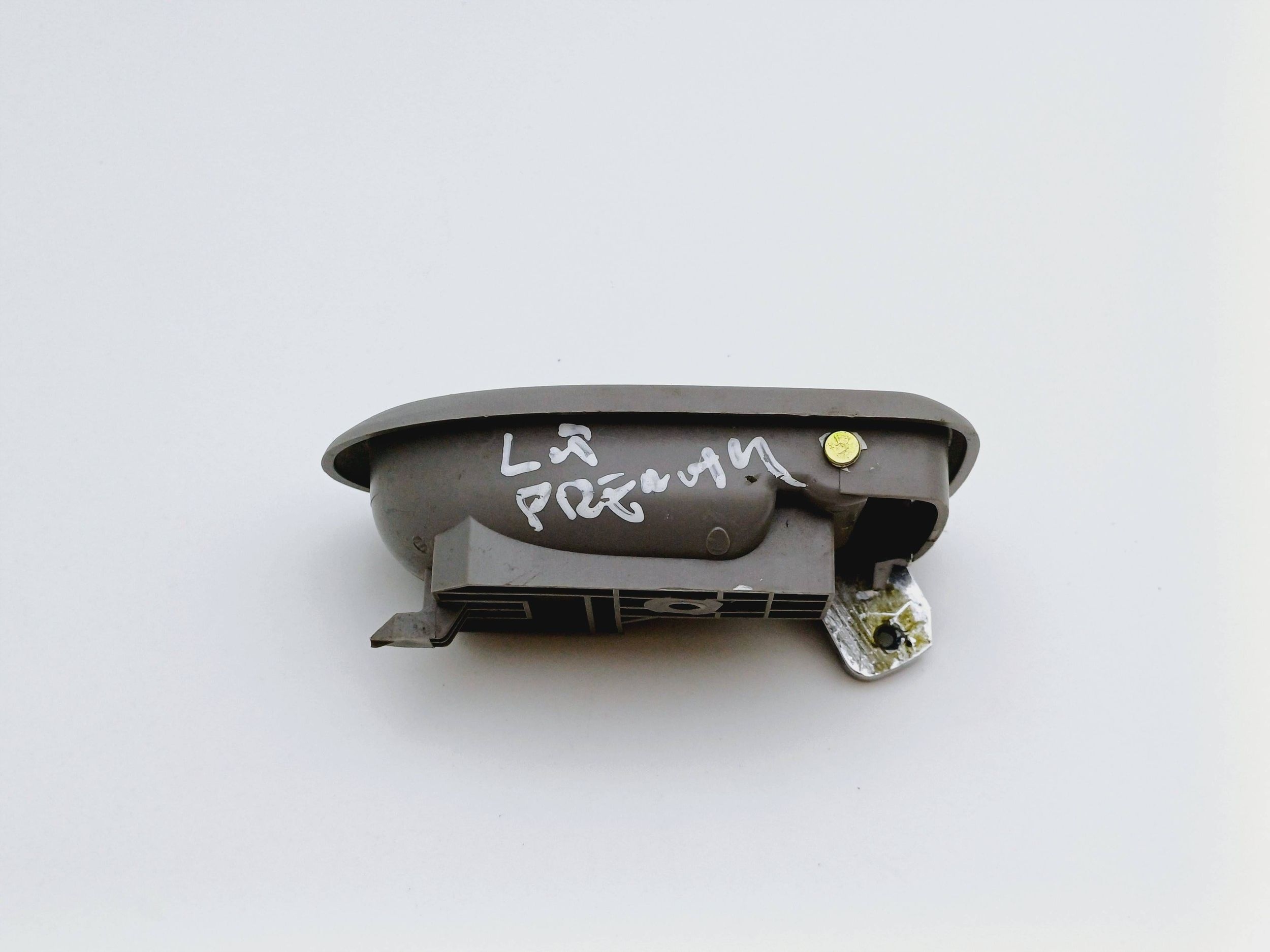 ручка двери внутренняя mazda PREMACY NR413