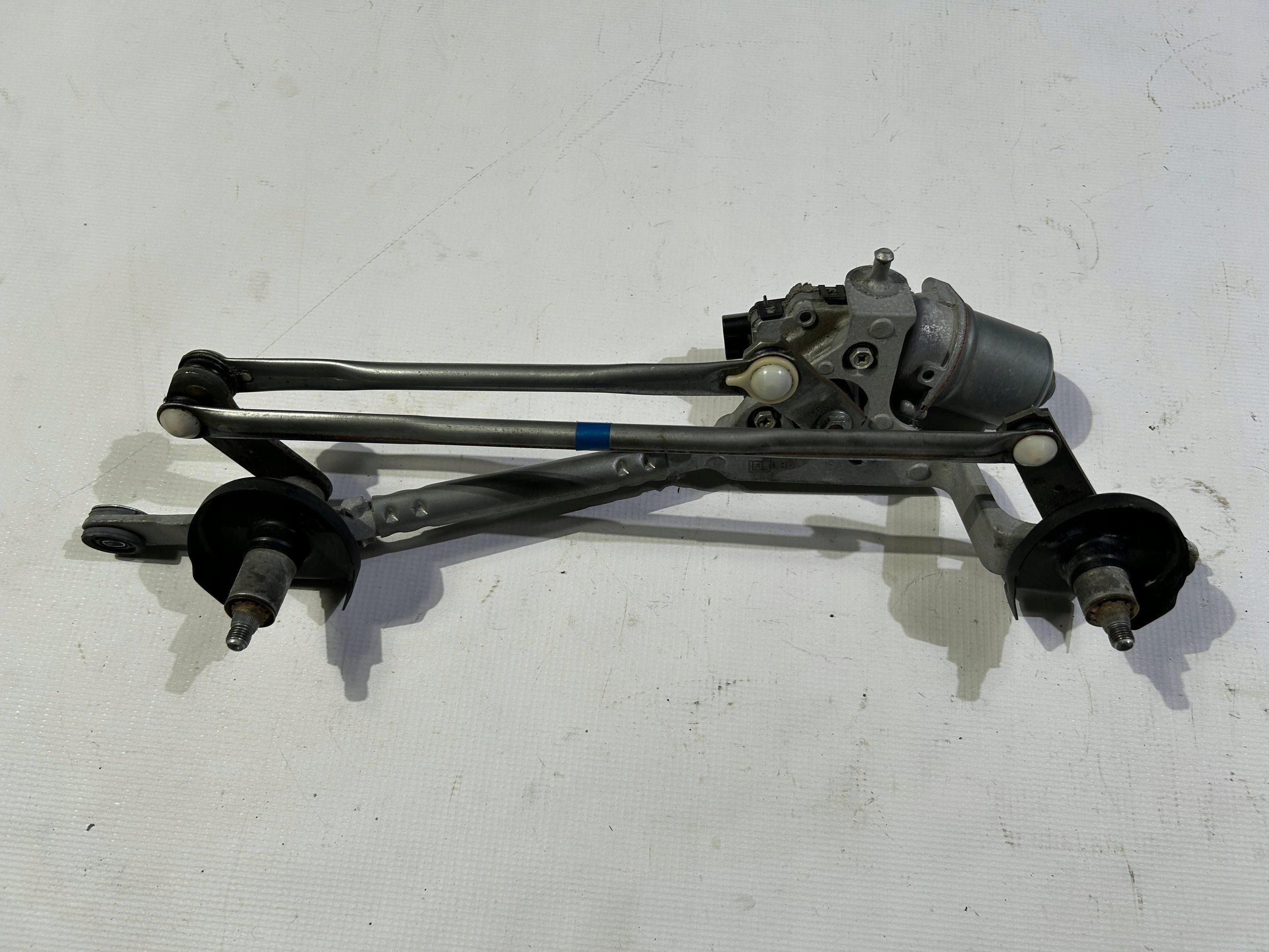 engine mini motor wiper mechanism windows czolowej Subaru WRX VB 2022r