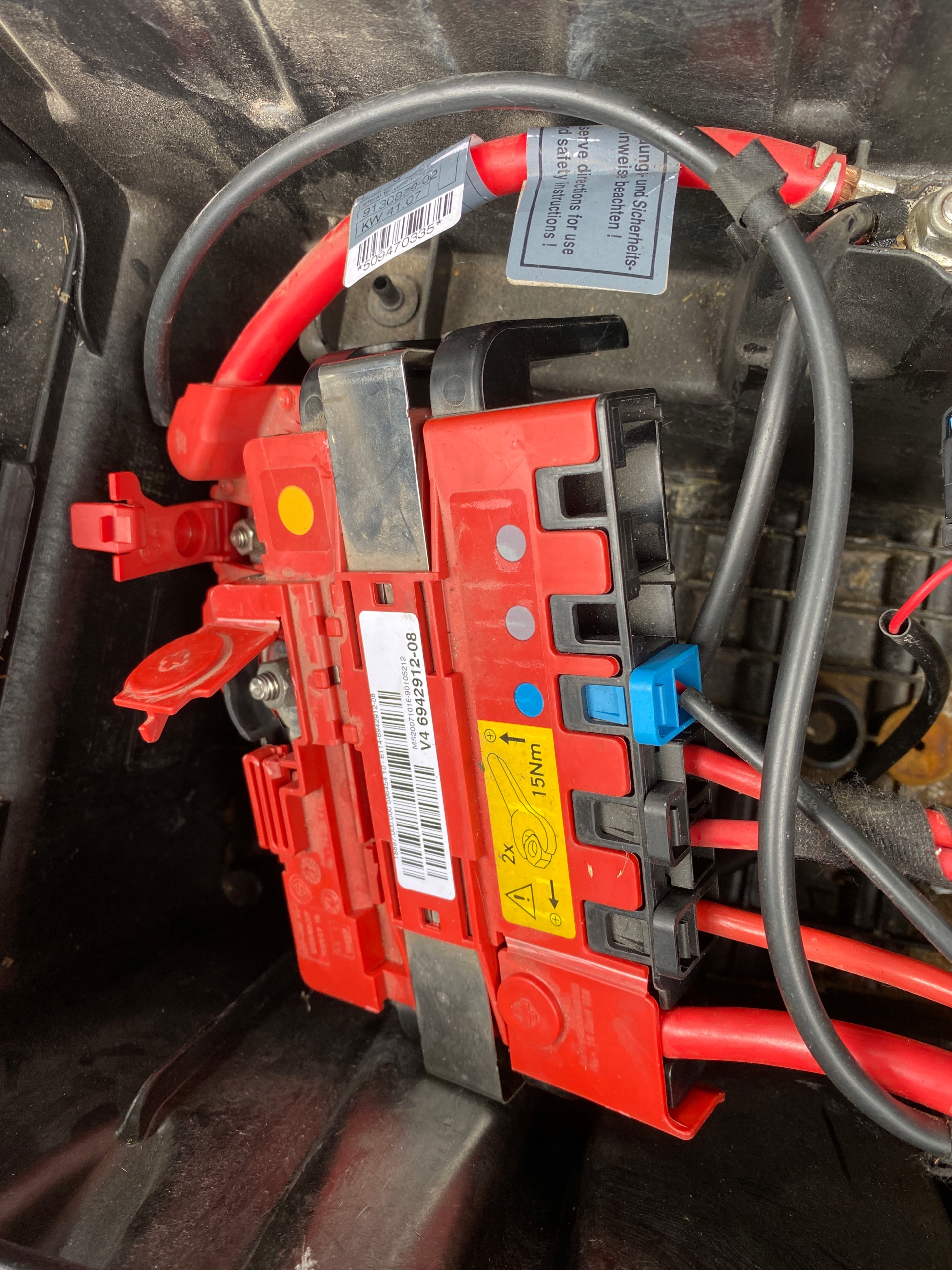 terminal plus V4 BMW 1 and E87 07-11 OE 694291208