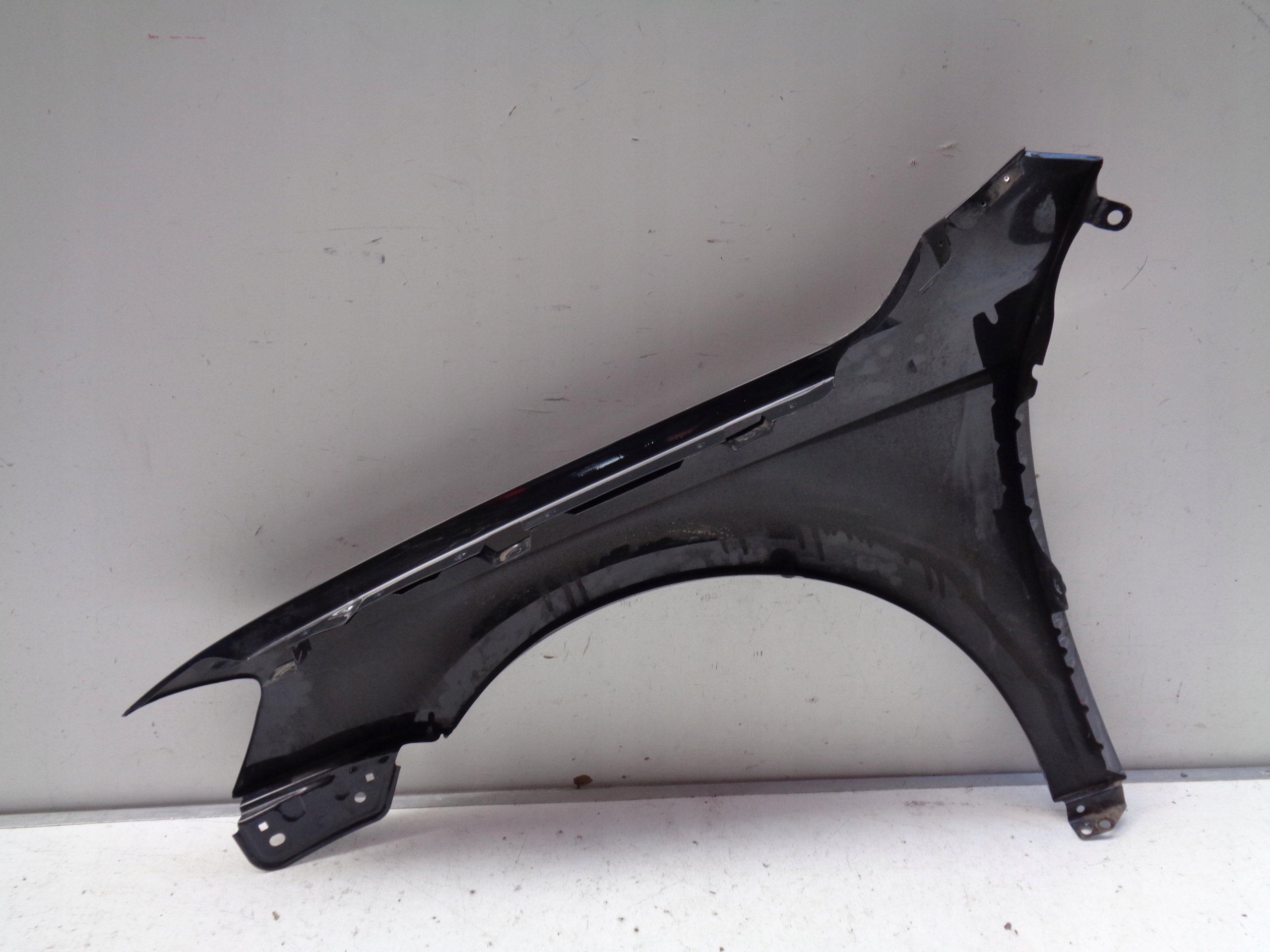 fender right front VW PASSAT B7 3AA 10-14 NR 40277