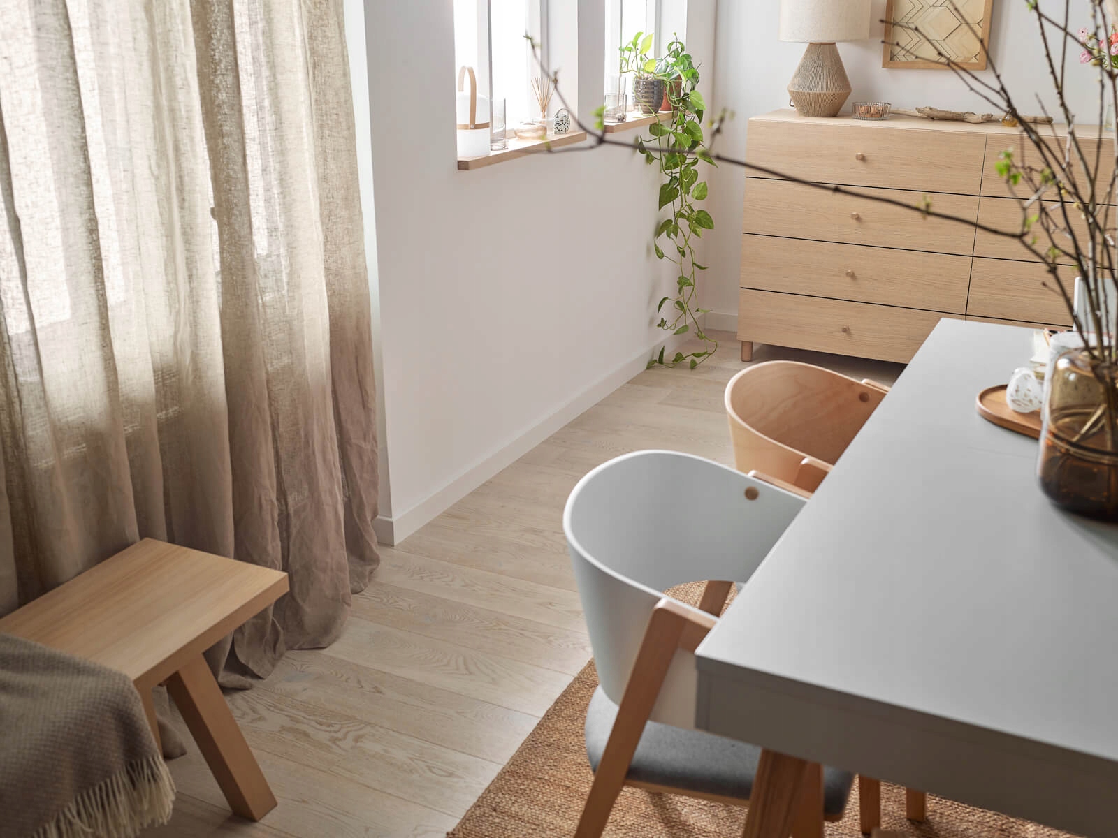 BIAŁA MATOWA LISTWA FREZOWANA przypodłogowa PCV 8cm listwy ESP301 VOX ESPUM Kolekcja Espumo