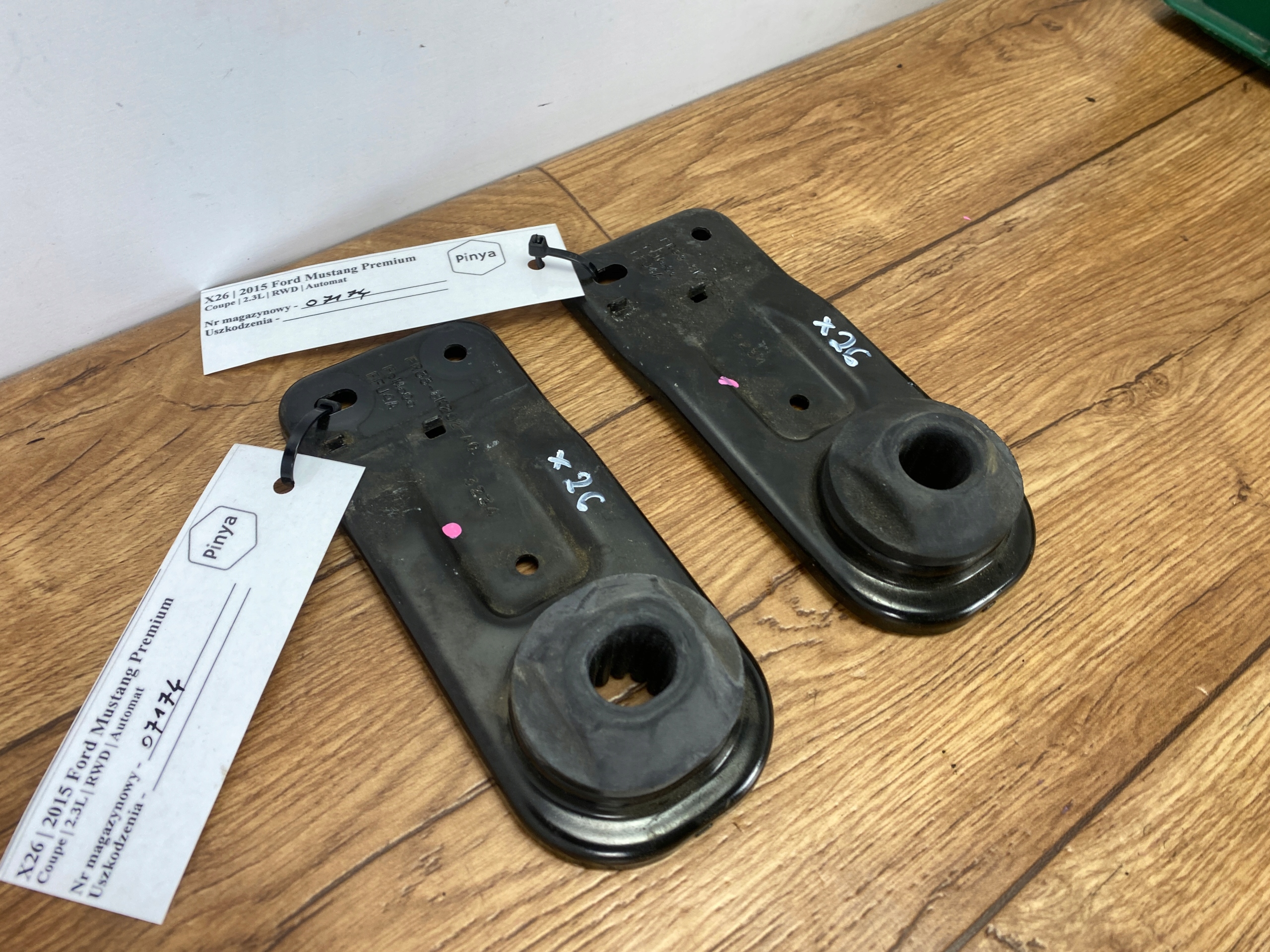 Support plaque Radiateur Ford Mustang VI 2015+ USA