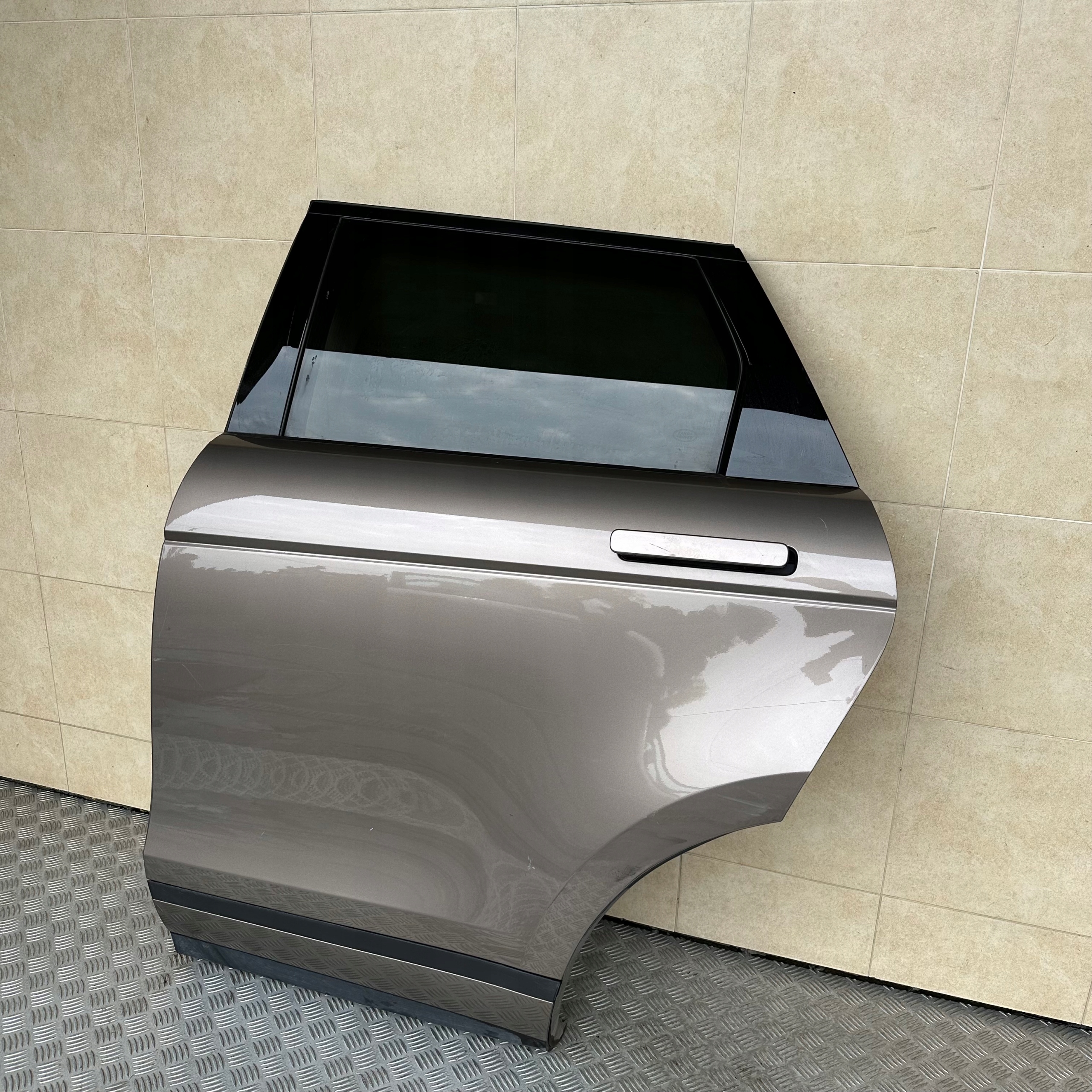 DOOR LEFT RANGE ROVER EVOQUE II 2020 ROK