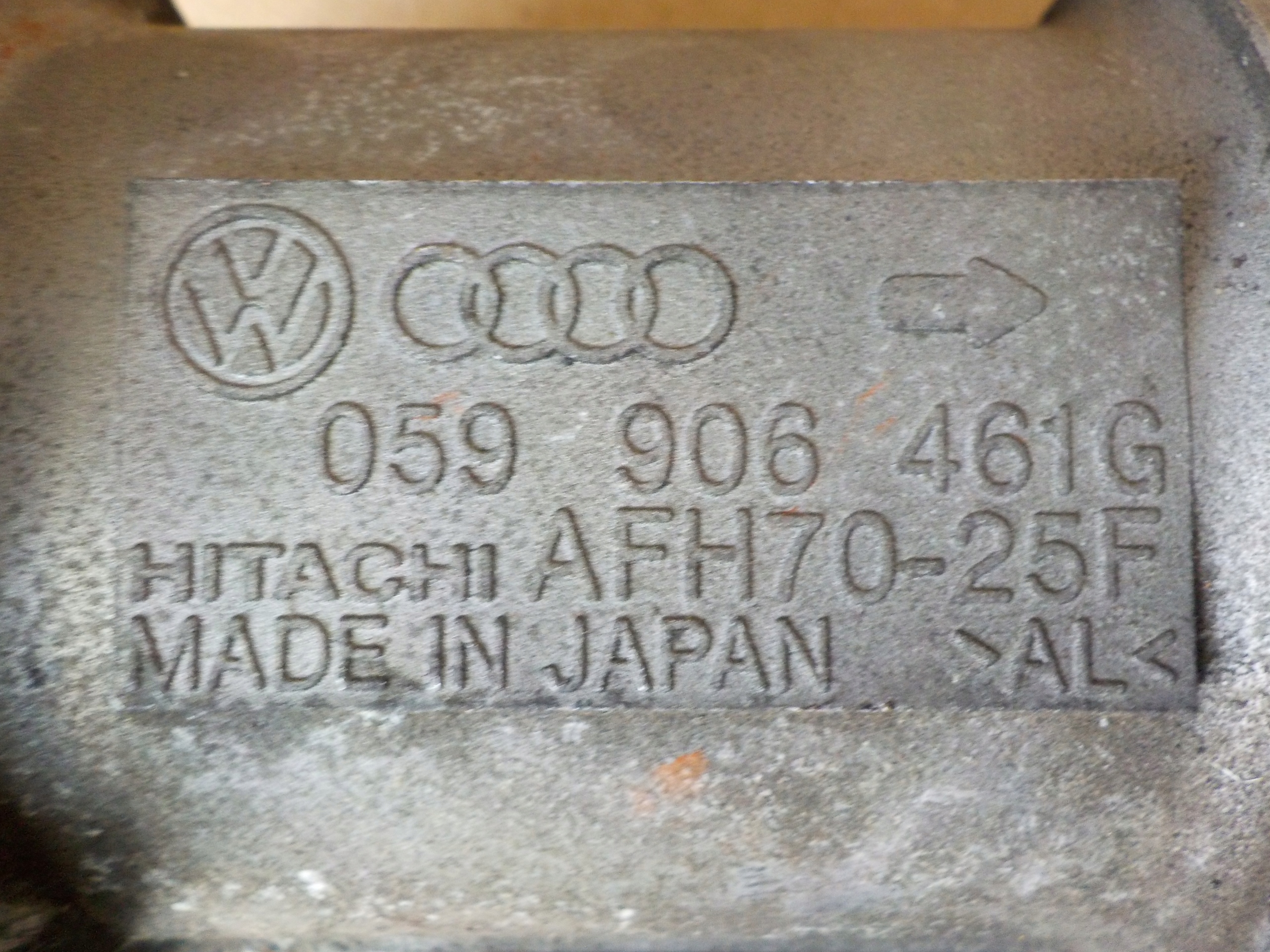 AUDI A4 B6 2.5 TDI flow meter 059906461G