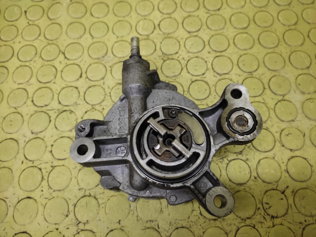 PEUGEOT 407 2.0 HDI Pompa VACUM D1651A