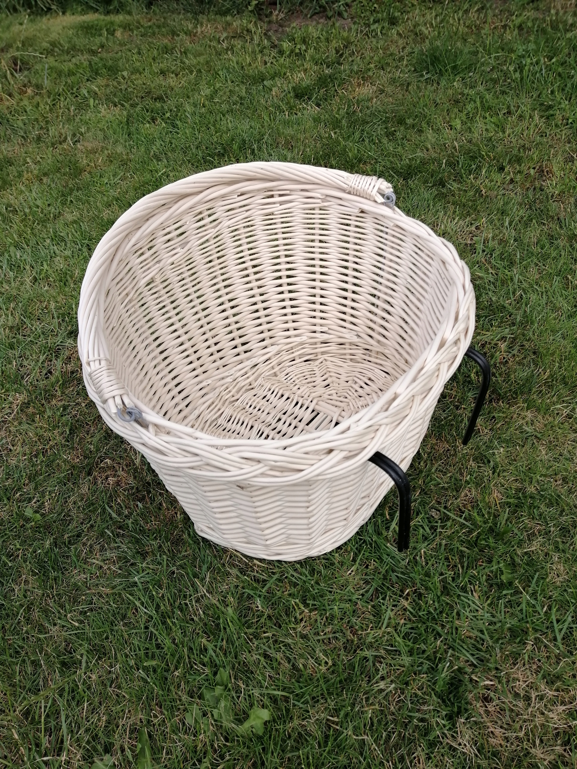 KOSZYK DO ROWERU WIKLINOWY ROWEROWY BIAŁY ECRU Kod producenta 897868975559