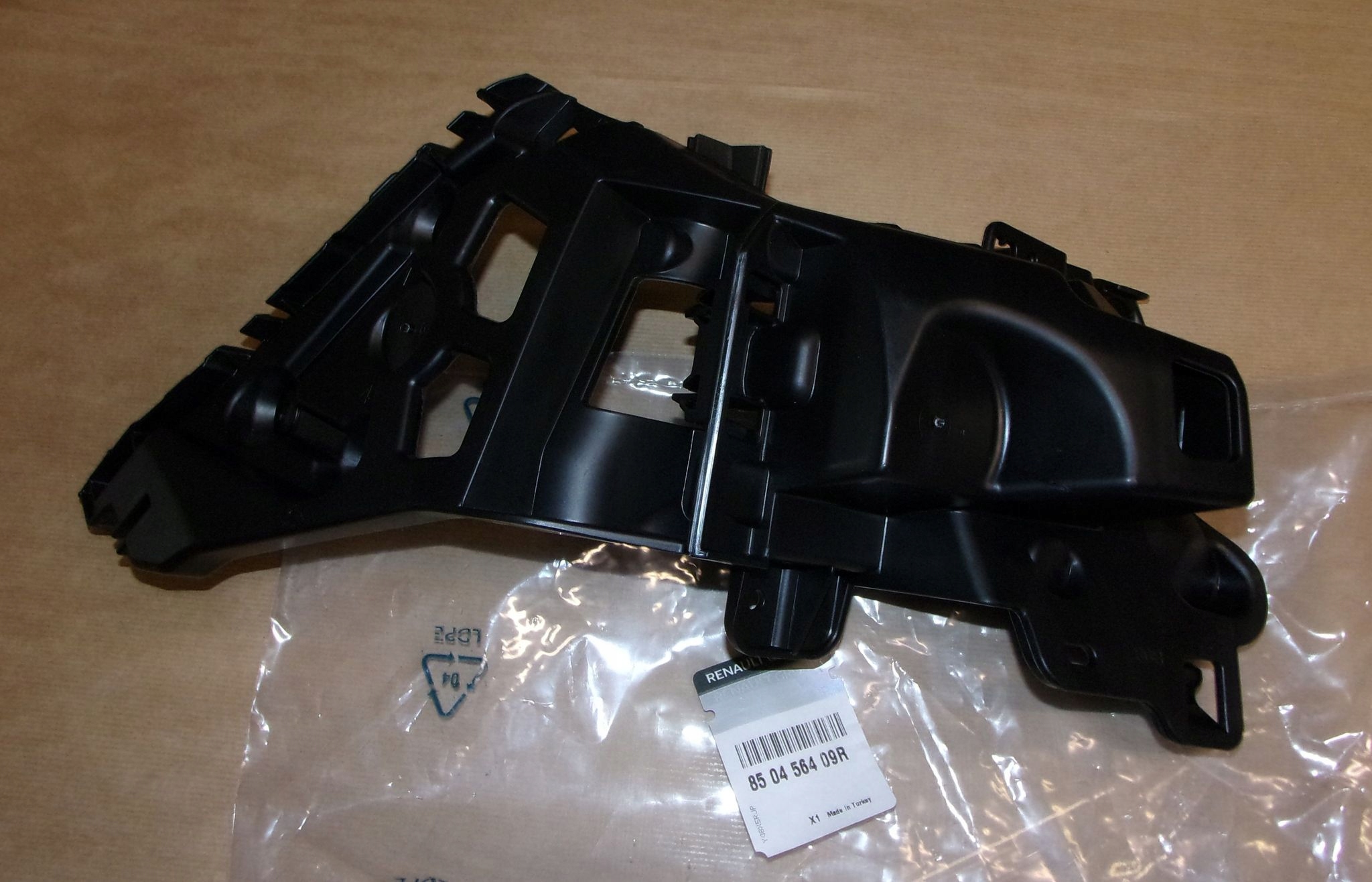 Držák Nárazníku P Clio IV 12> 850456409R