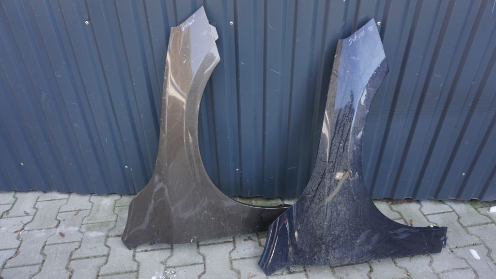 VOLVO S60 V60 LIFT - right fender front