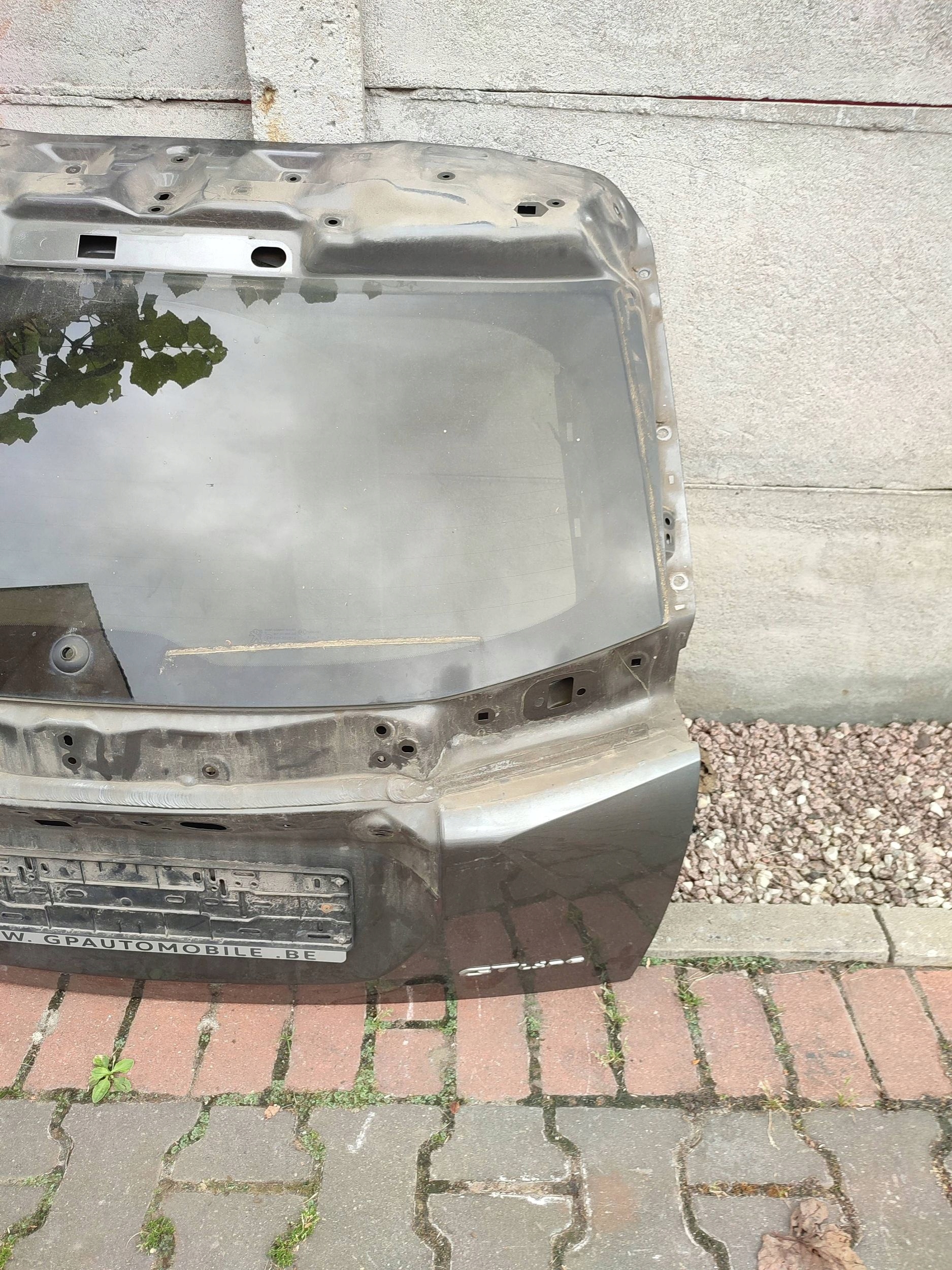Peugeot 2008 II 2020 boot doors / boot
