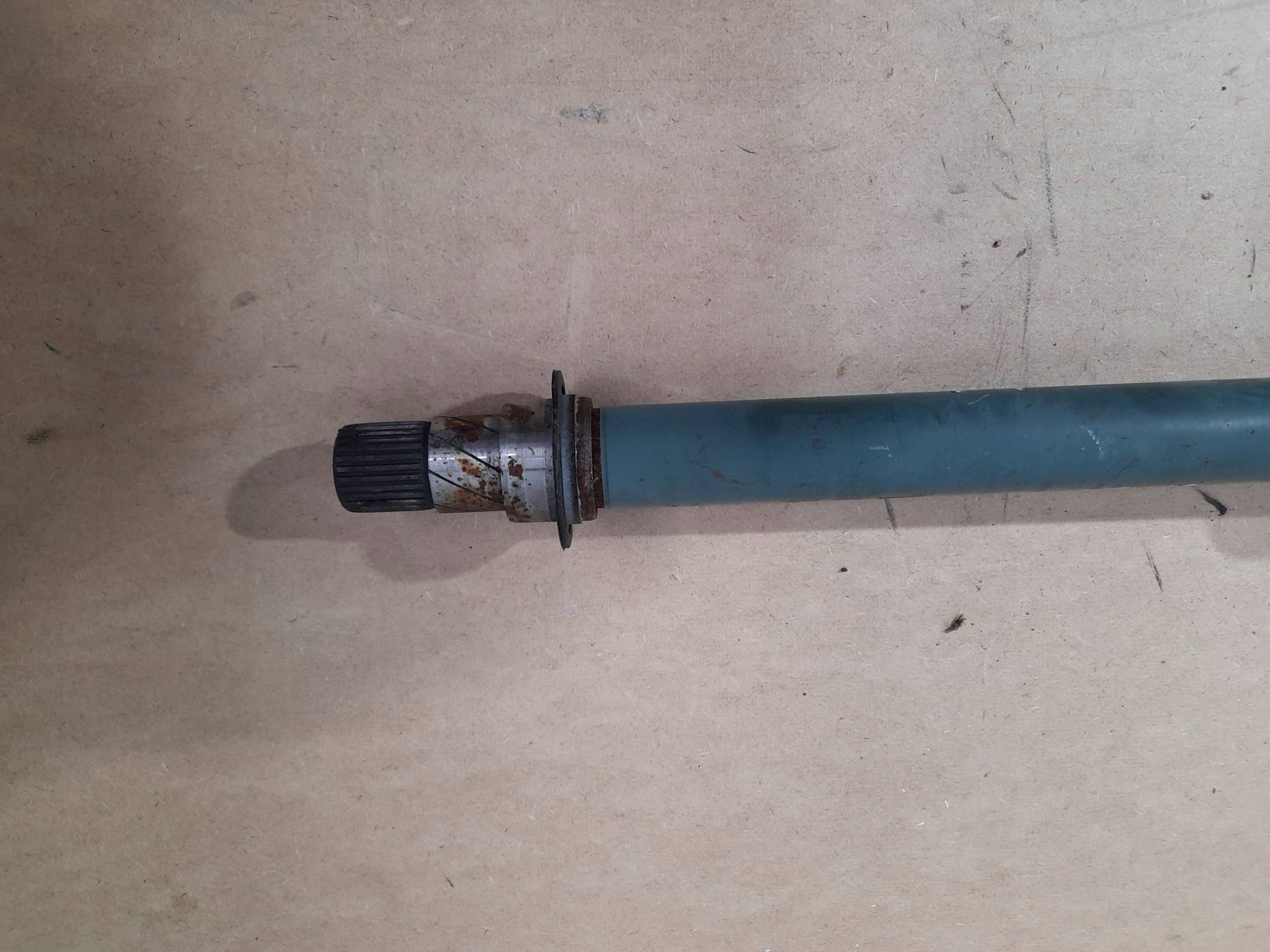 Nissan X-Trail T32 semi-axis front right 1.3 (A680)