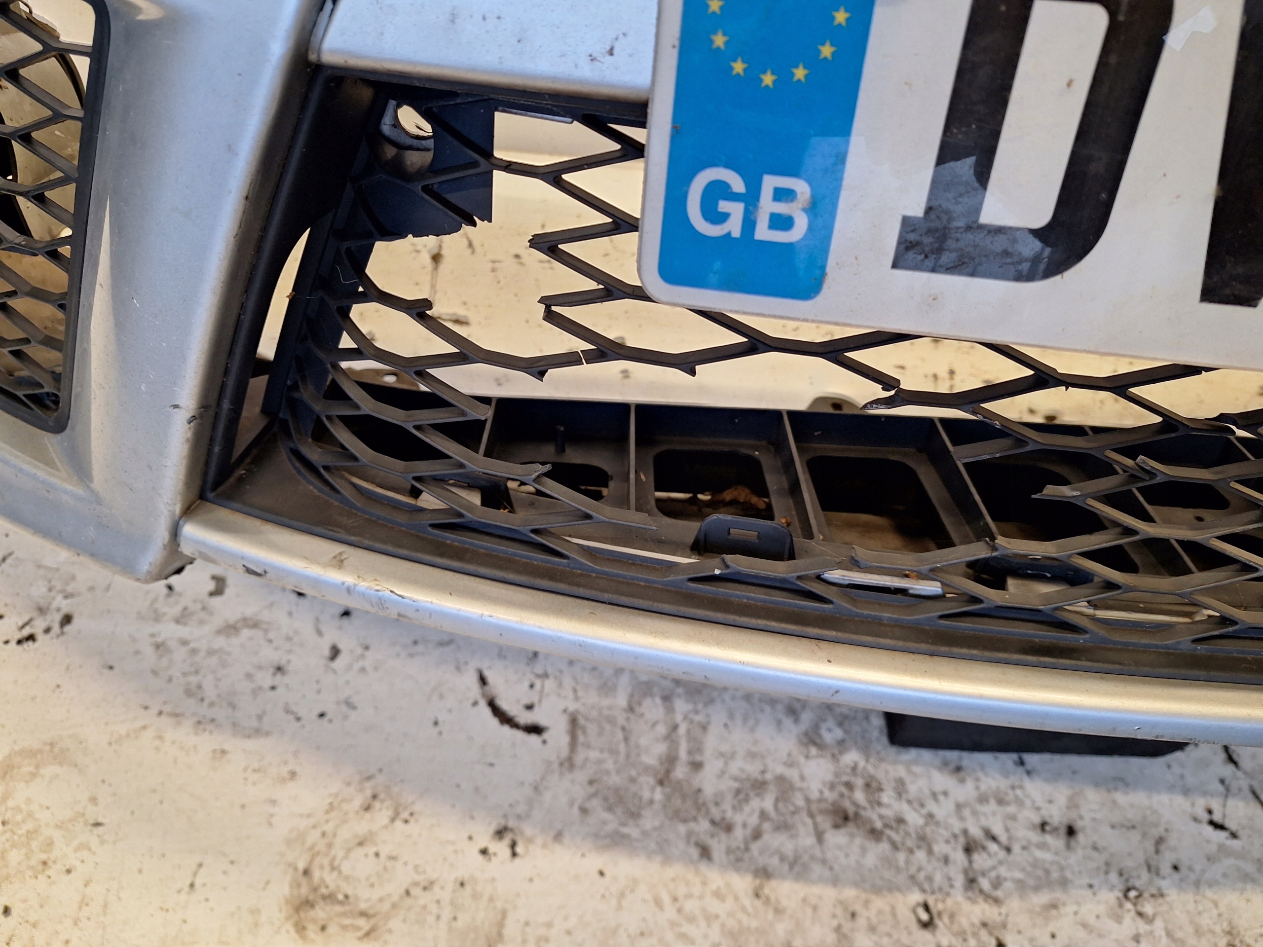 SEAT LEON II FR 04-08 Stoßstange