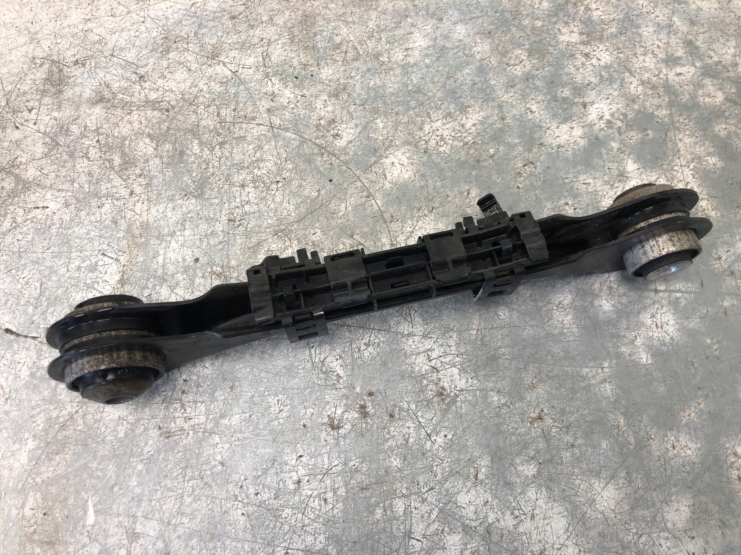 Querlenker heck BMW F21 6792519
