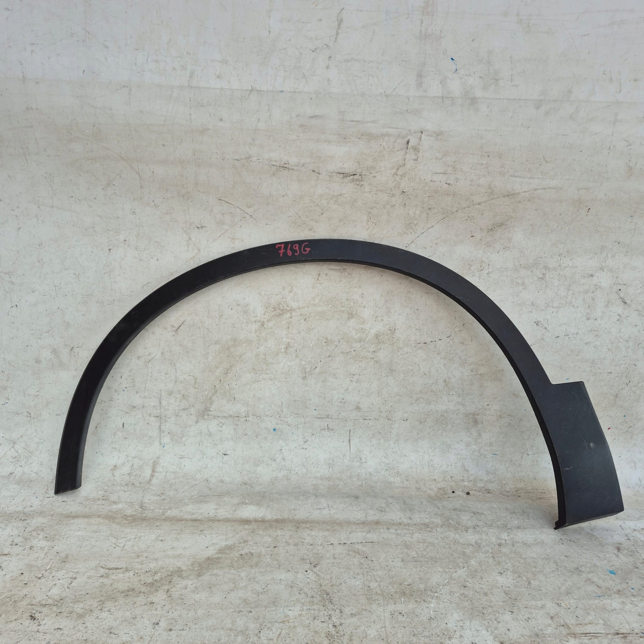 VOLVO XC40 17-> moulding cap left front