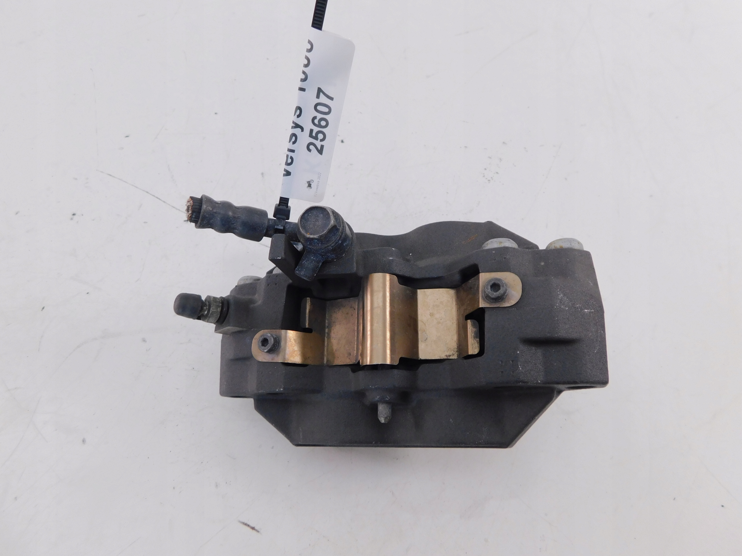 KAWASAKI VERSYS 1000 12-14 ZACISK HAMULCA PRZÓD P