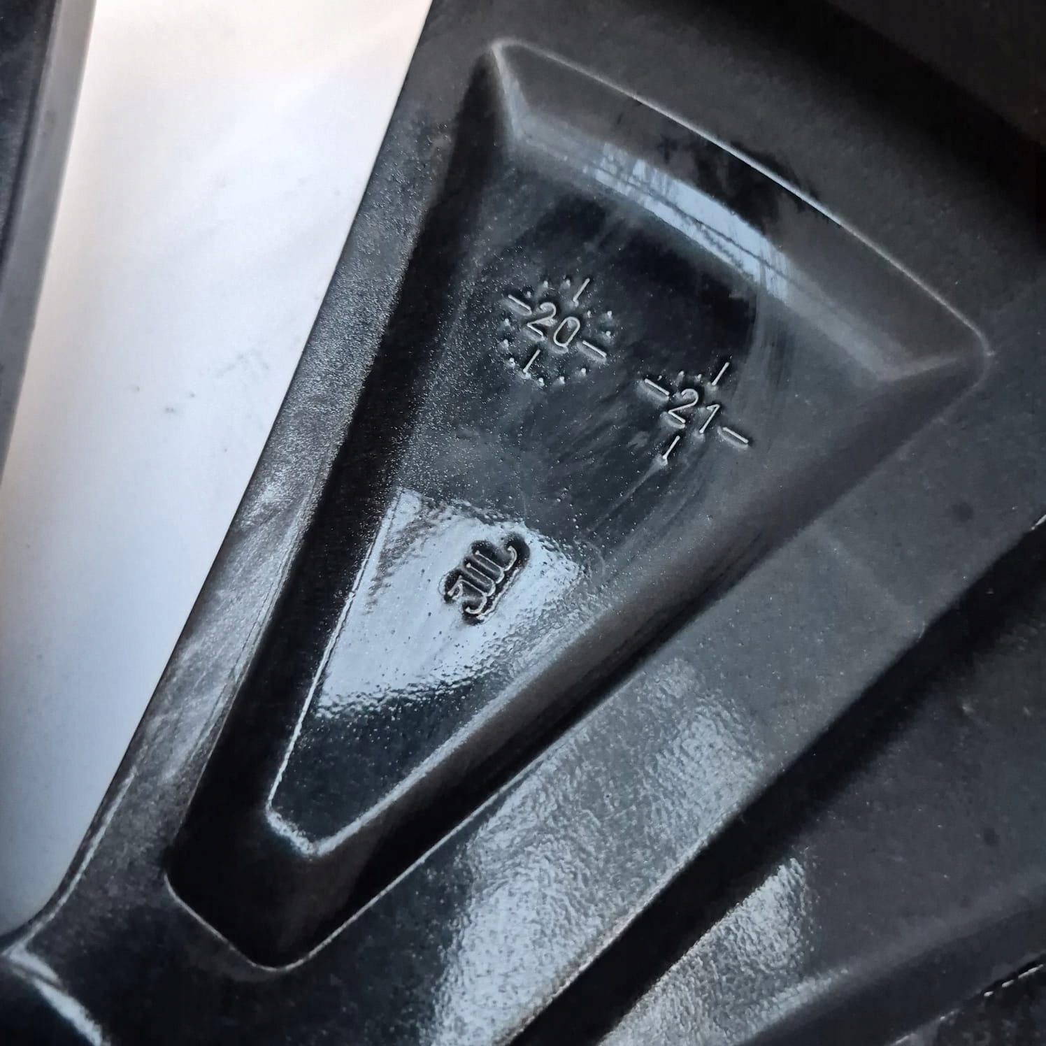 SKODA 5LA601025A 8JX19H2 ET45 19" disk hliníkový
