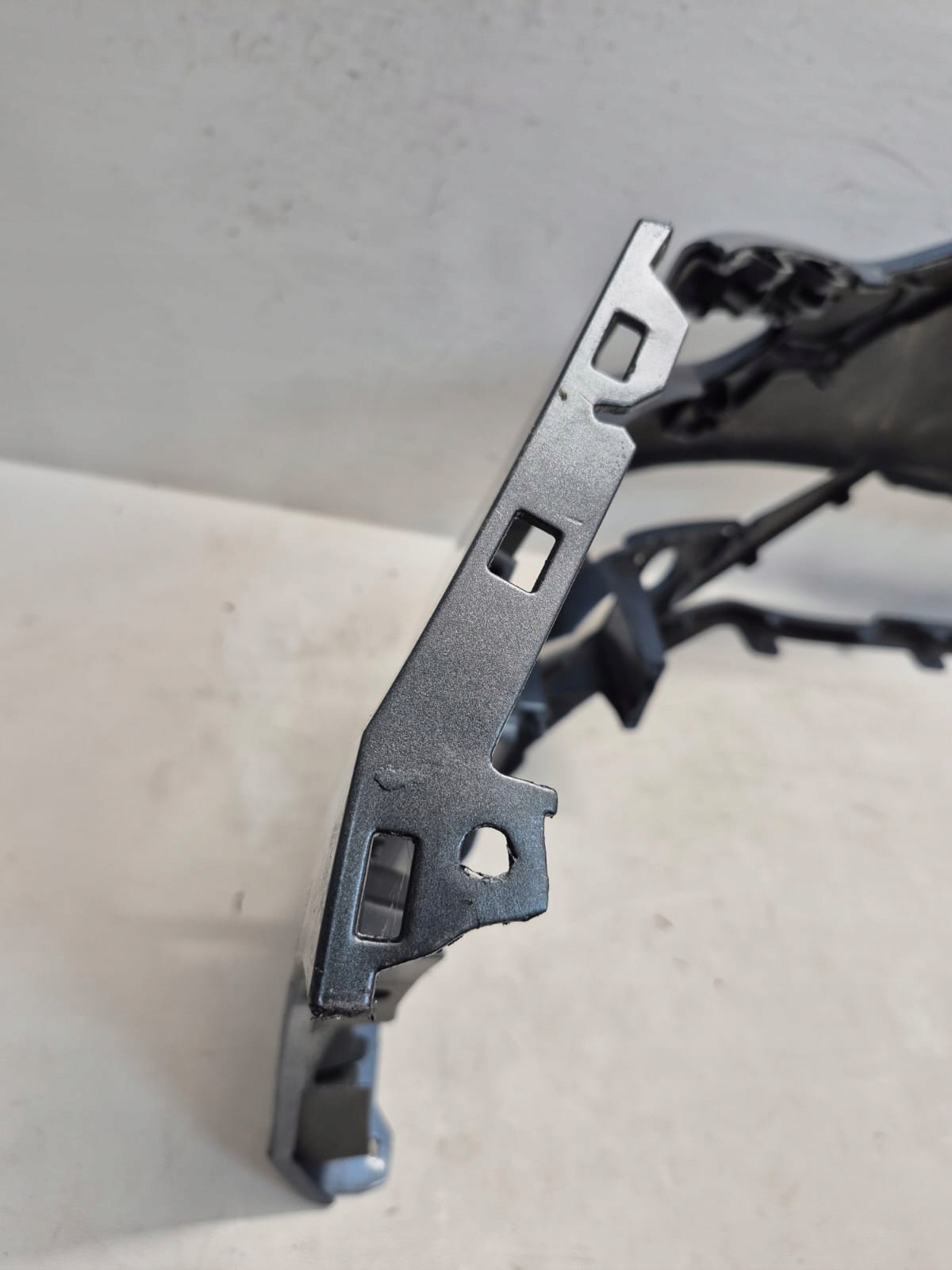 RENAULT MEGANE IV 4 16-20 bumper front front PDC