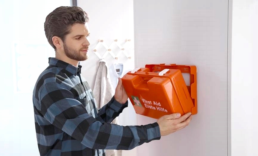 APTECZKA PIERWSZEJ POMOCY ZAKŁADOWA ZESTAW XXL Rodzaj przenośna / walizka