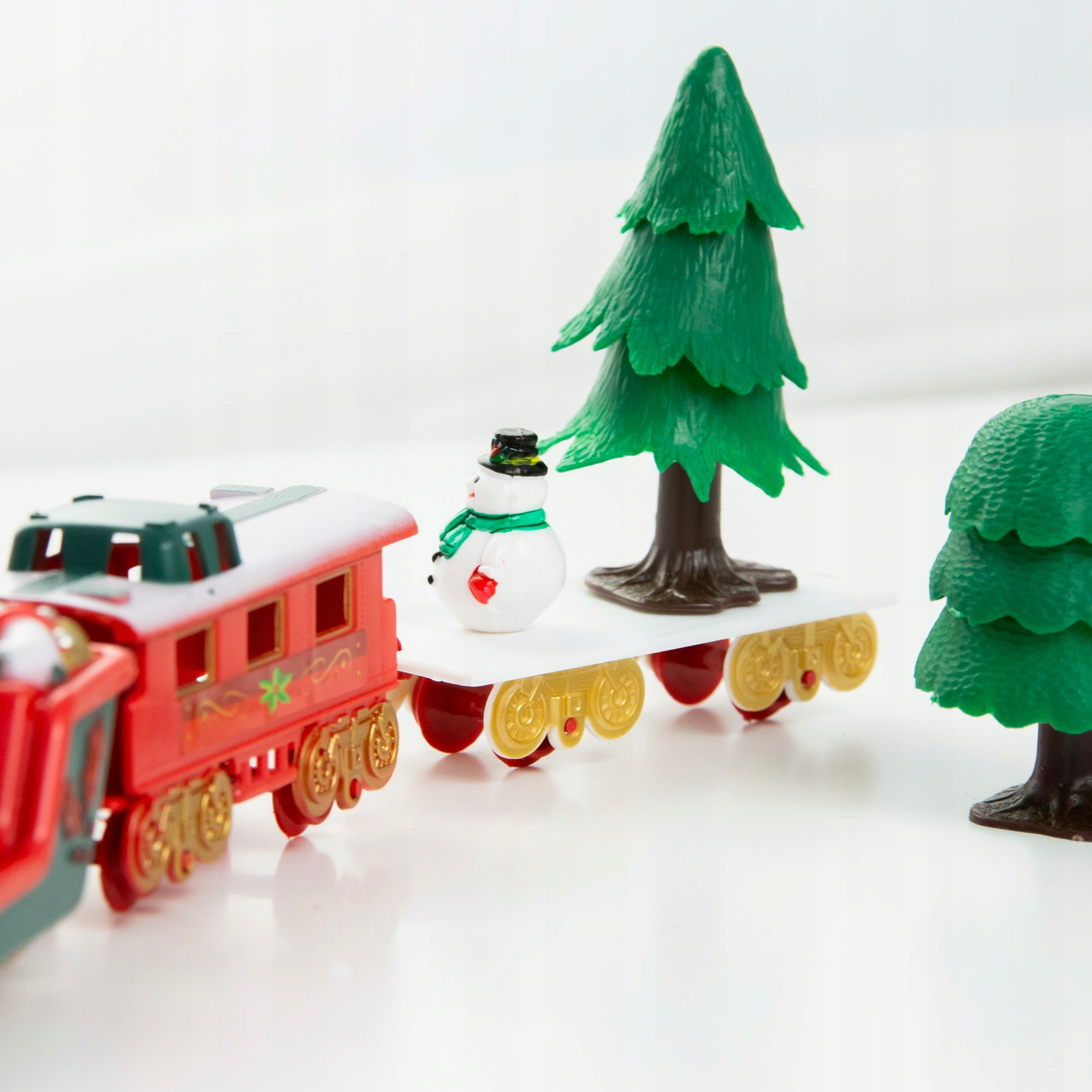 KOLEJKA ELEKTRYCZNA ŚWIĄTECZNA ZABAWKA POCIĄG Materiał plastik