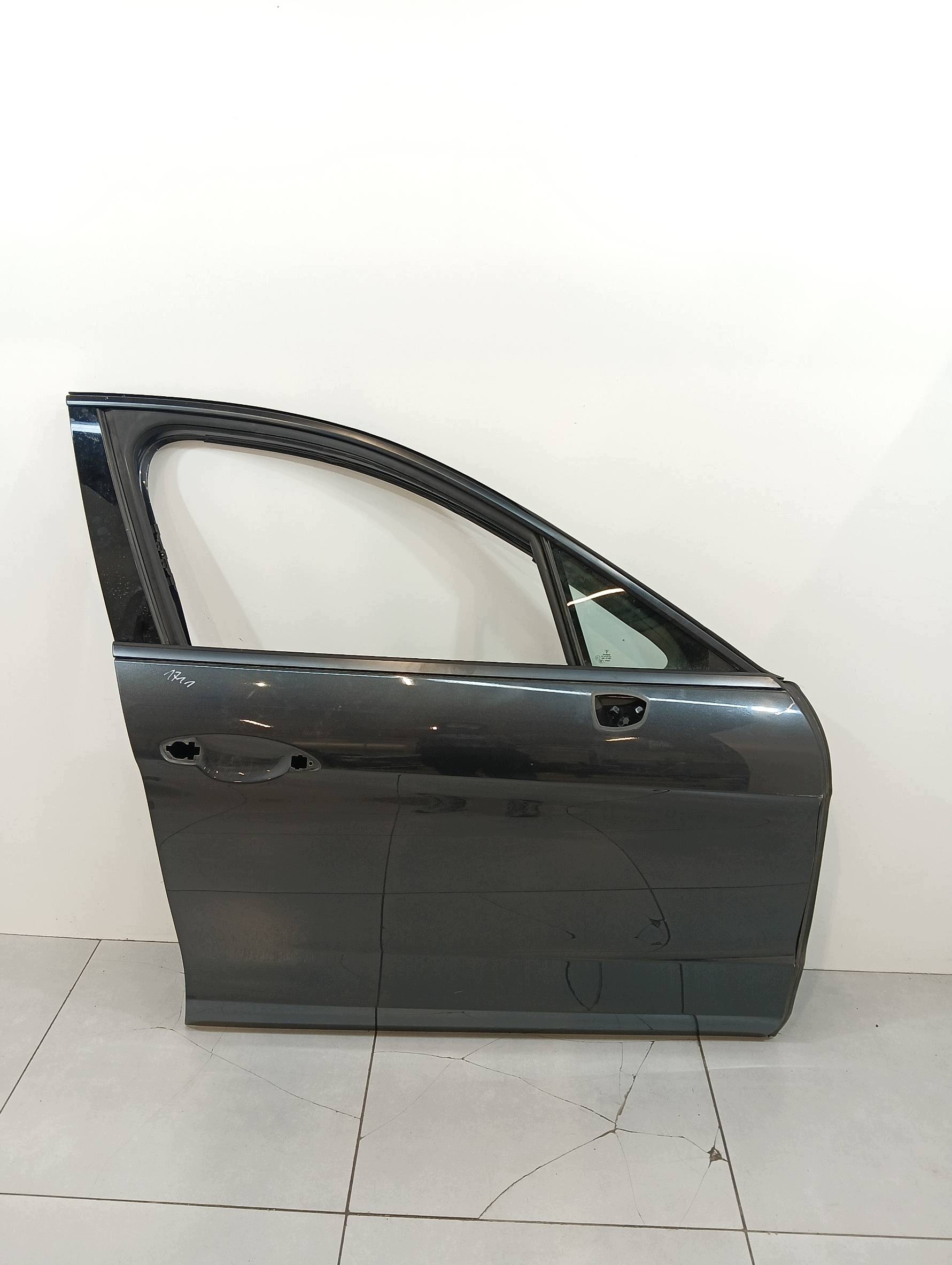 door right front M7R LM7R Porsche Panamera II (2016-2023) 971