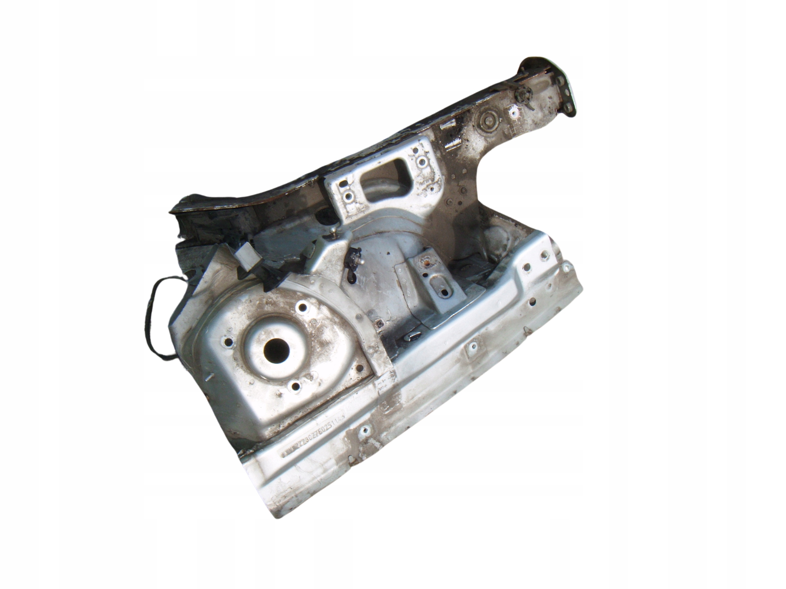 VW PASSAT B6 2.0 TDI PODŁUŻNICA ĆWIARTKA FARTUCH PRAWY PRZÓD