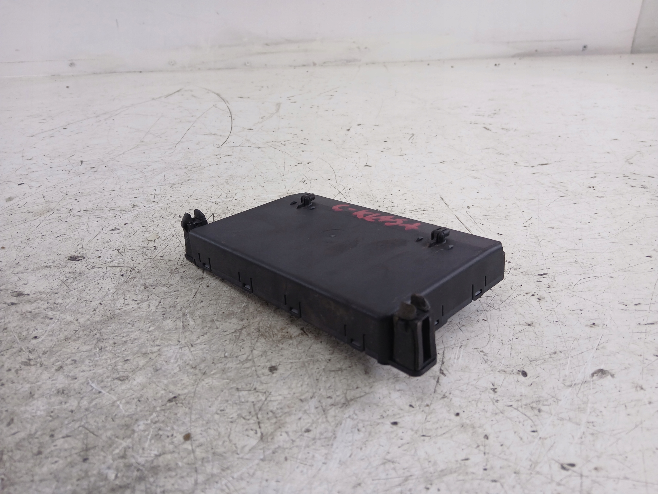 module door left front MERCEDES W203 2038206326 00-07
