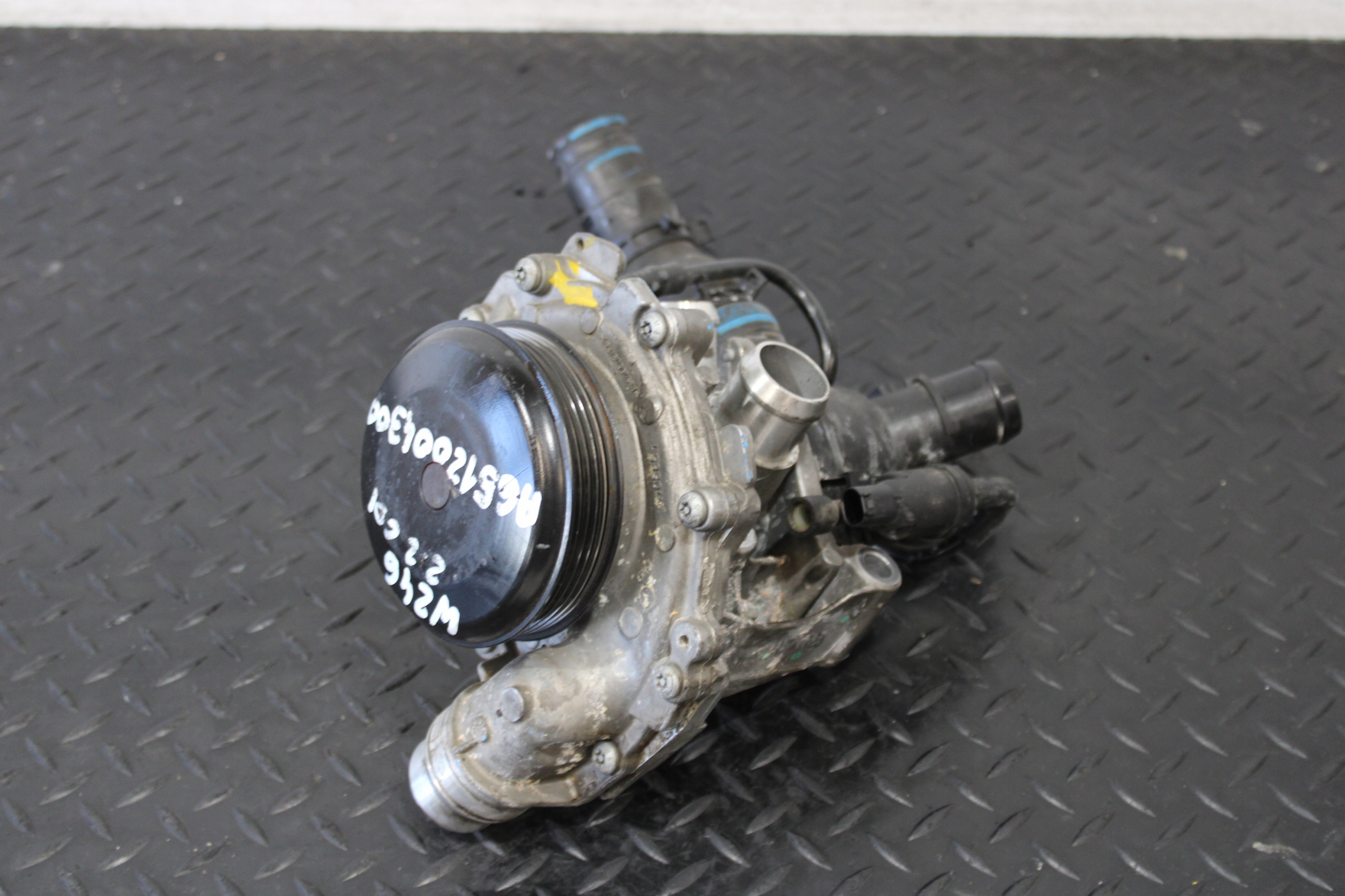 water pump B-KLASA W246 2,2 CDI A6512004300