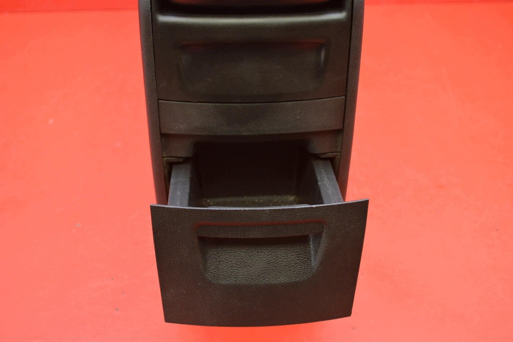 TUNEL central armrest EU OPEL ZAFIRA C TOURER 12-16