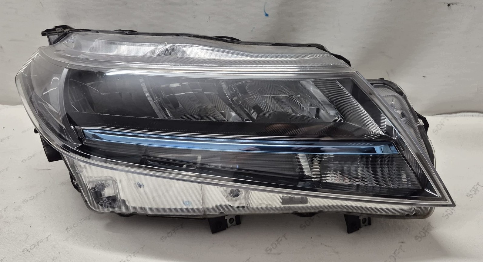 SUZUKI VITARA III 3 LIFT 19- light right front front FULL LED blue