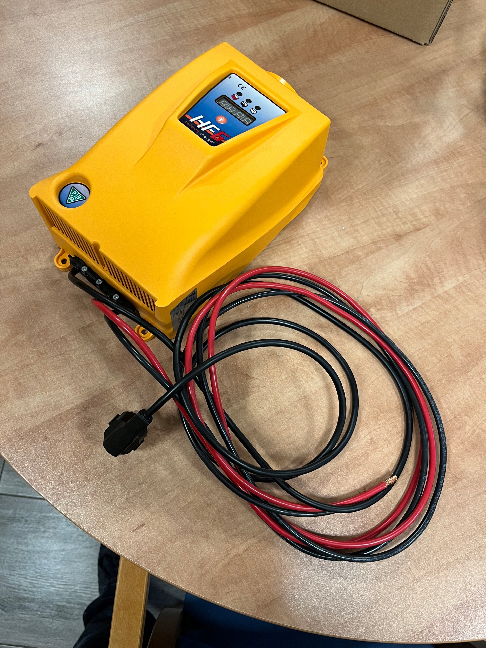 Prostownik PBM 24V 40A HF6 Marka inna