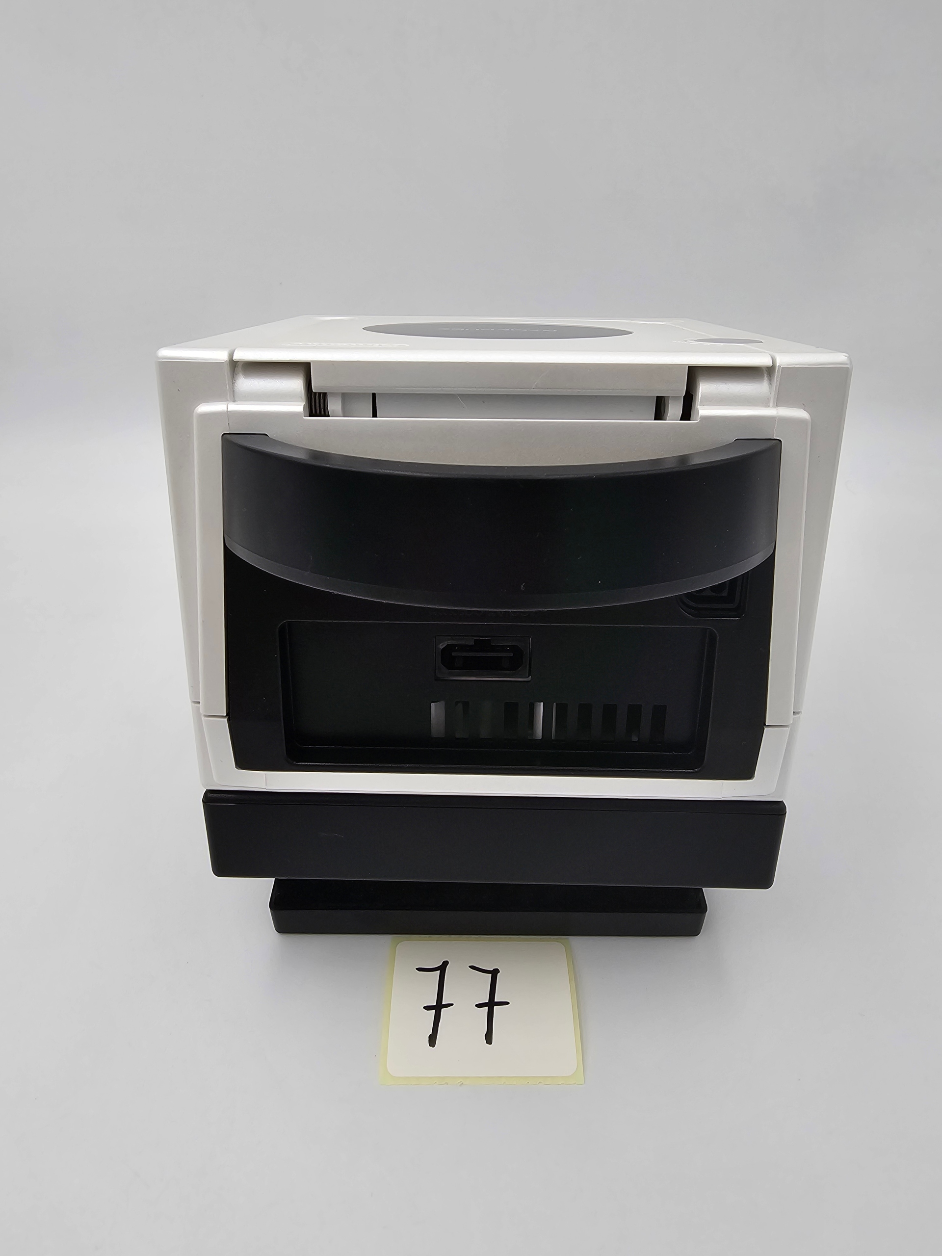 KONSOLA NINTENDO GAMECUBE + GAMEBOY PLAYER + ORYGINALNE AKCESORIA Liczba kontrolerów w zestawie 1