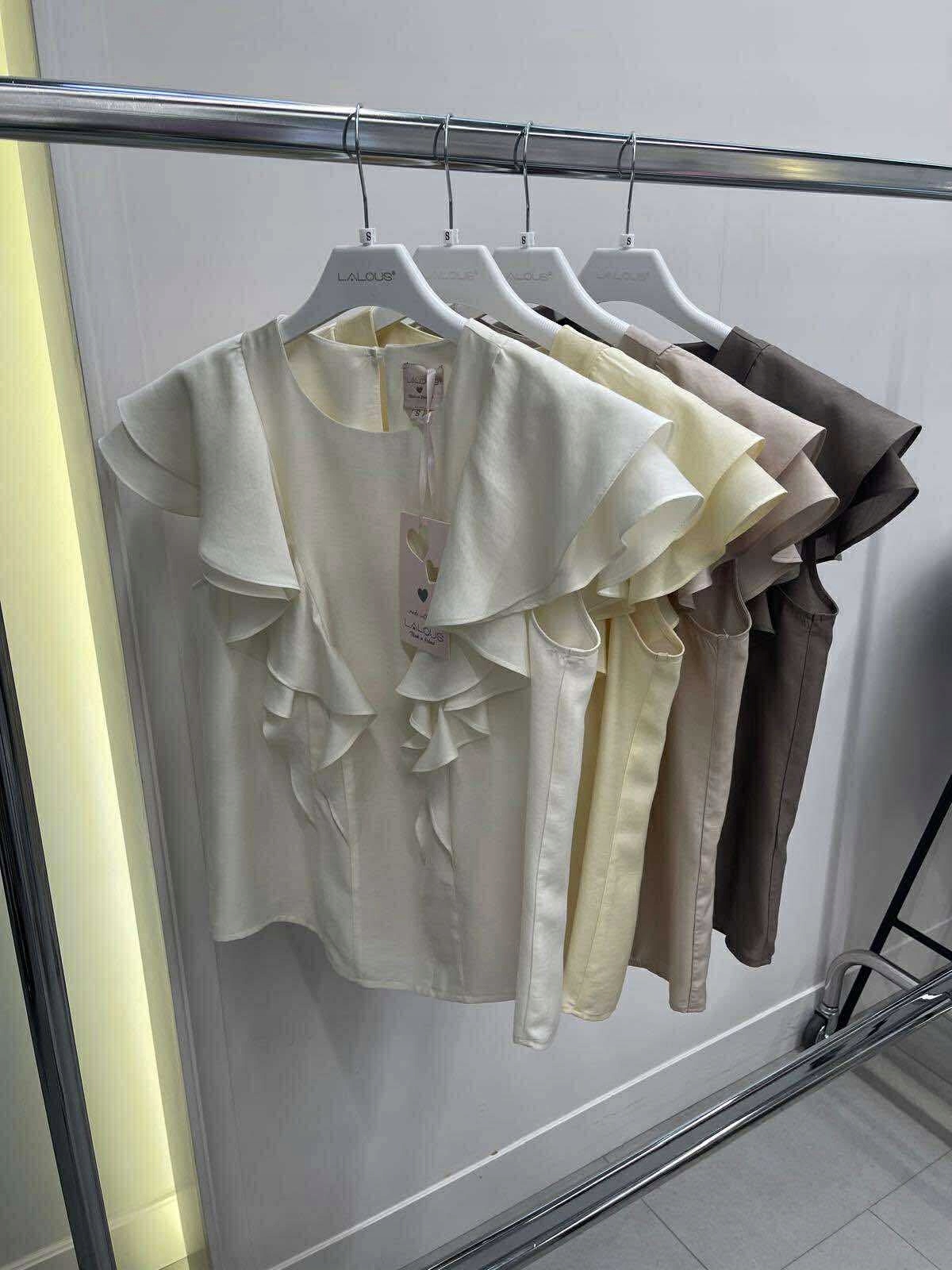 Žlutá banánová halenka Model 1115 velikost L