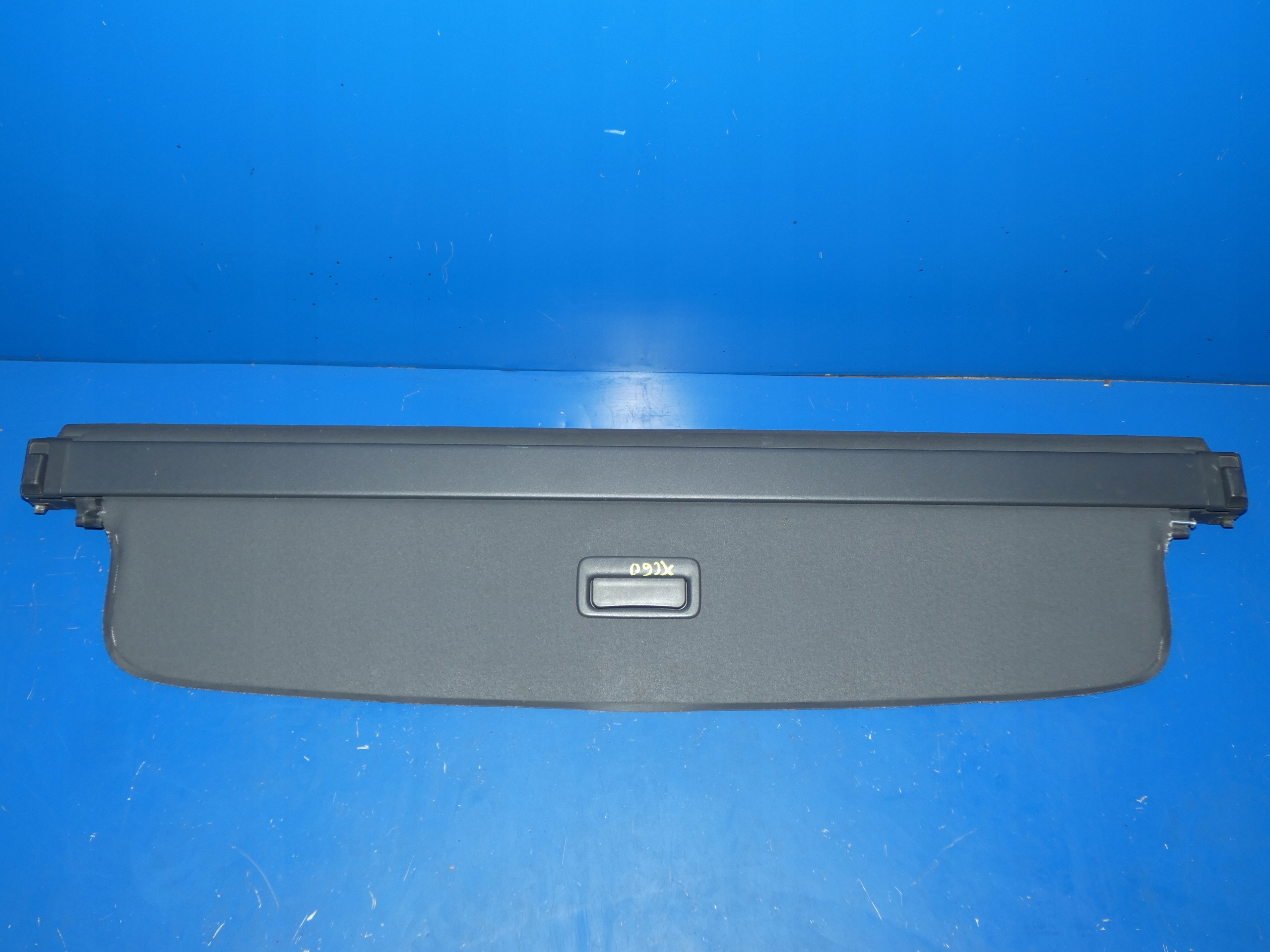 Volvo XC60 I ROLETA BAGAŻNIKA TYŁ TYLNA Typ samochodu 4x4/SUV