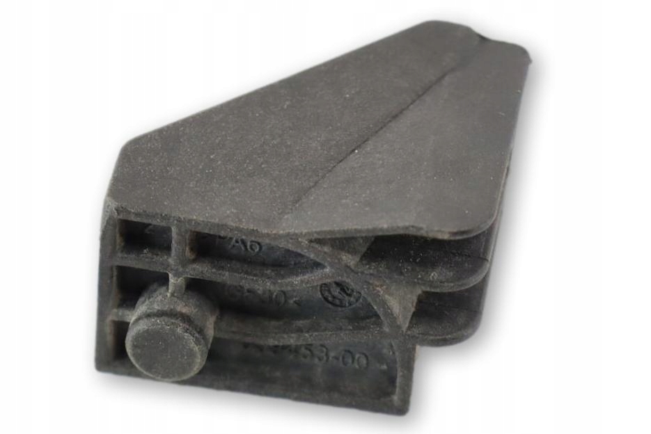 TESLA S КРЕПЛЕНИЕ ЗАМКА КАПОТА СЛЕВА 1039453-00-C