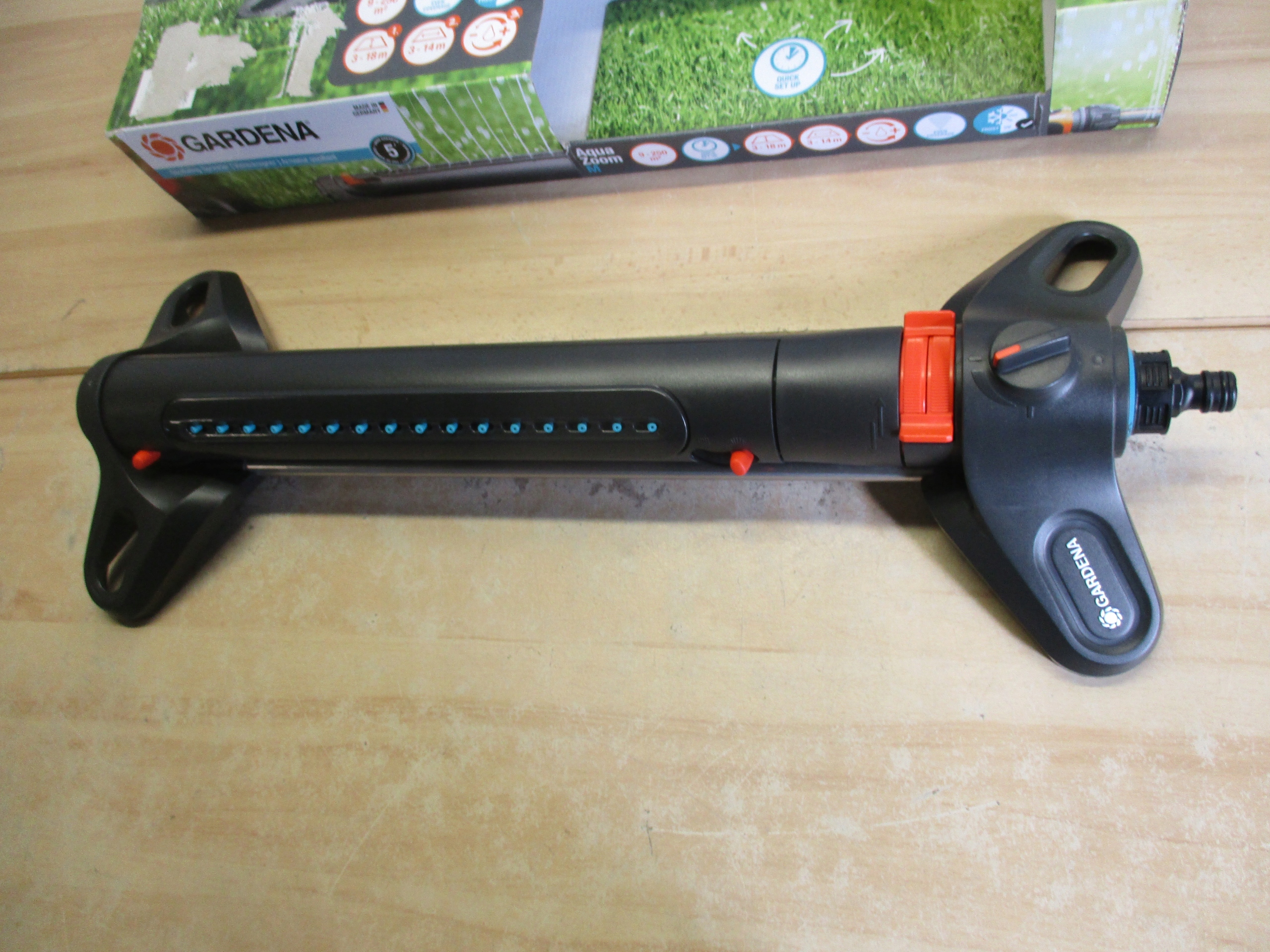 Gardena 18702-20 Zraszacz wahadłowy Aqua M Typ naziemne