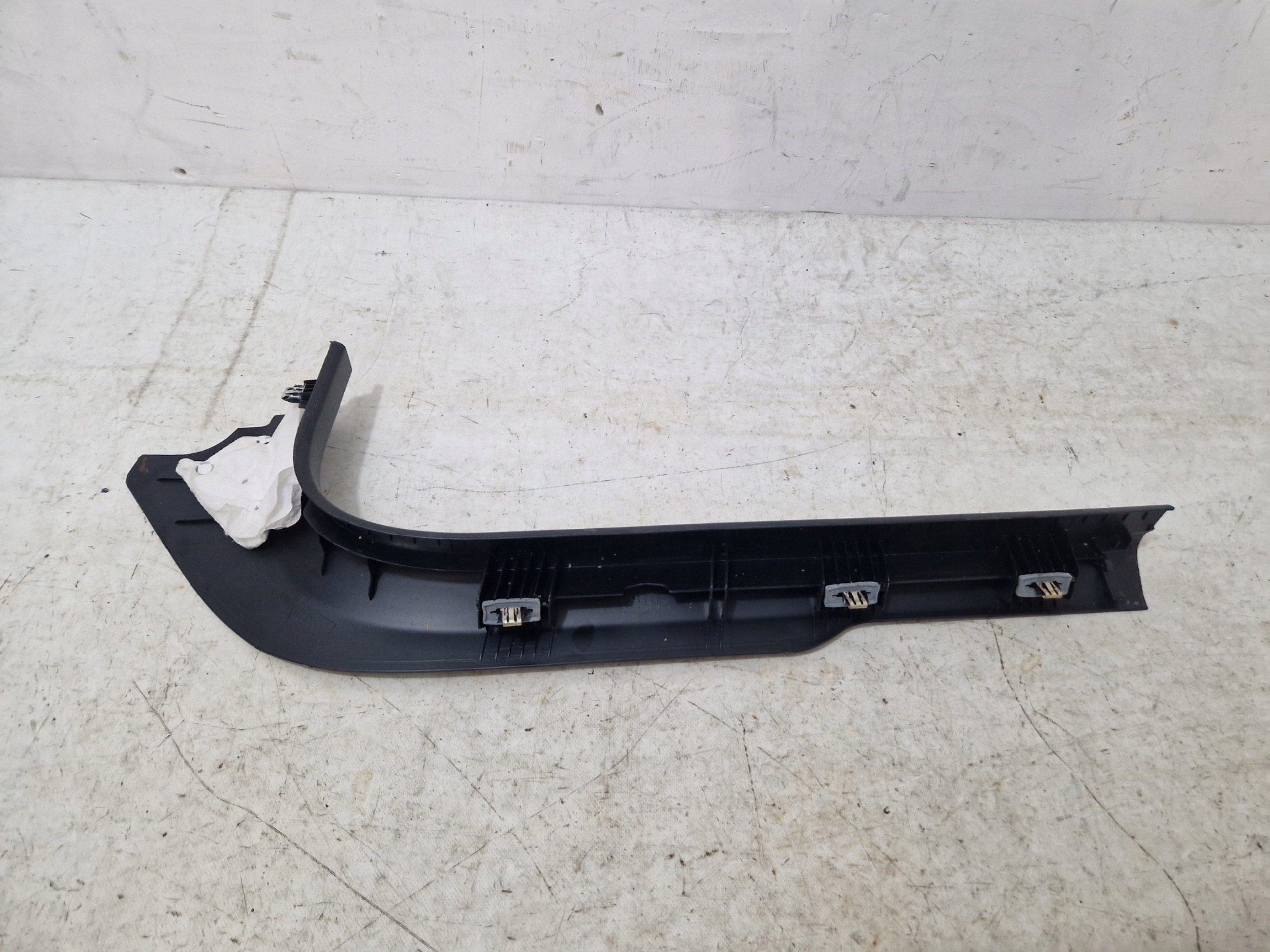DODGE CHARGER 19- kryt lišta PRAHU předek levá 100017167