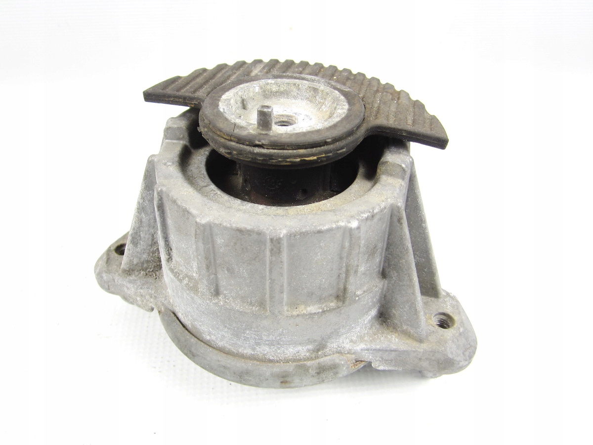 engine mount left Mercedes W212 E63 6.3 AMG