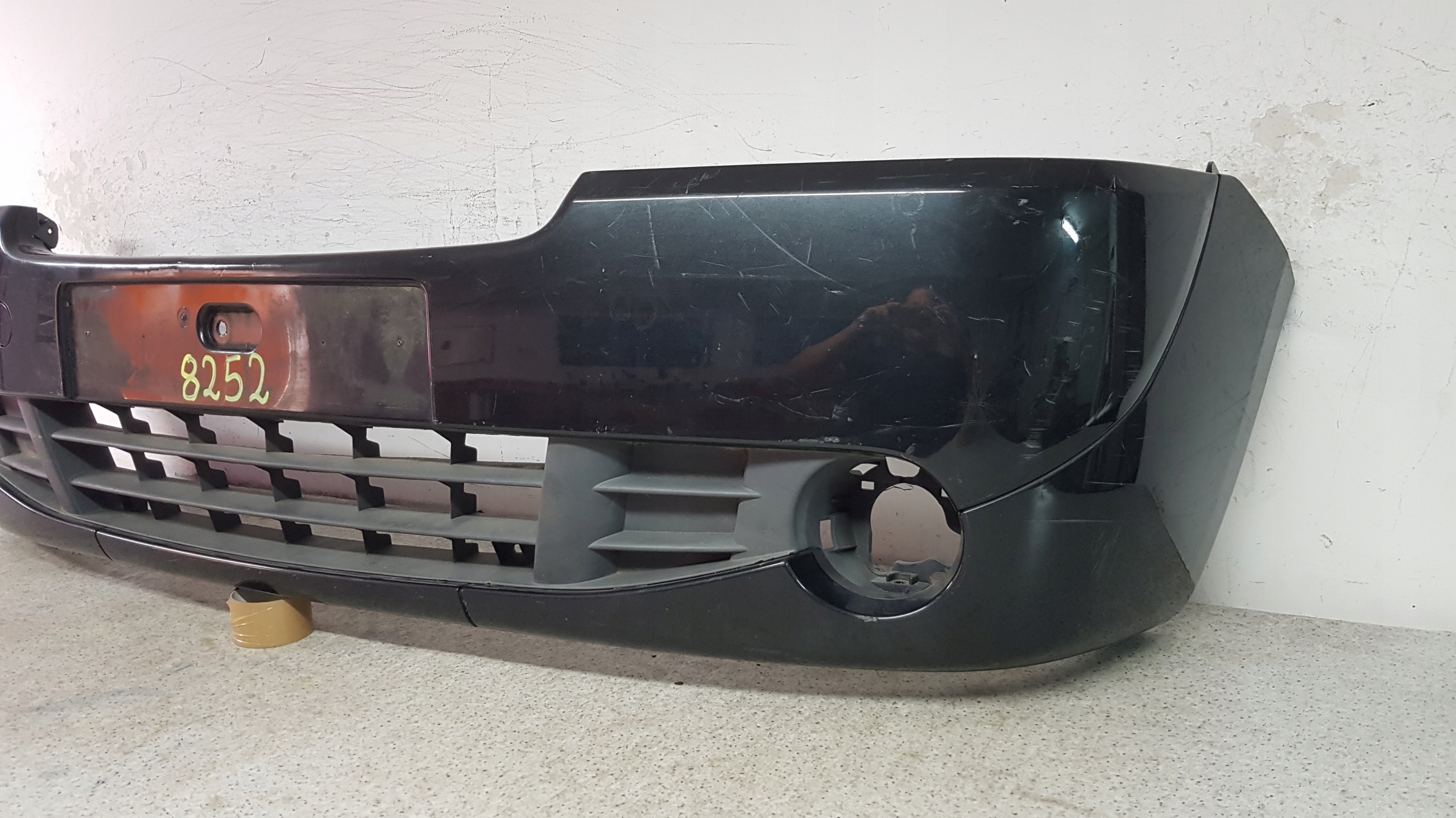 RENAULT TRAFIC OSOBOWY 2006 - bumper front 8252