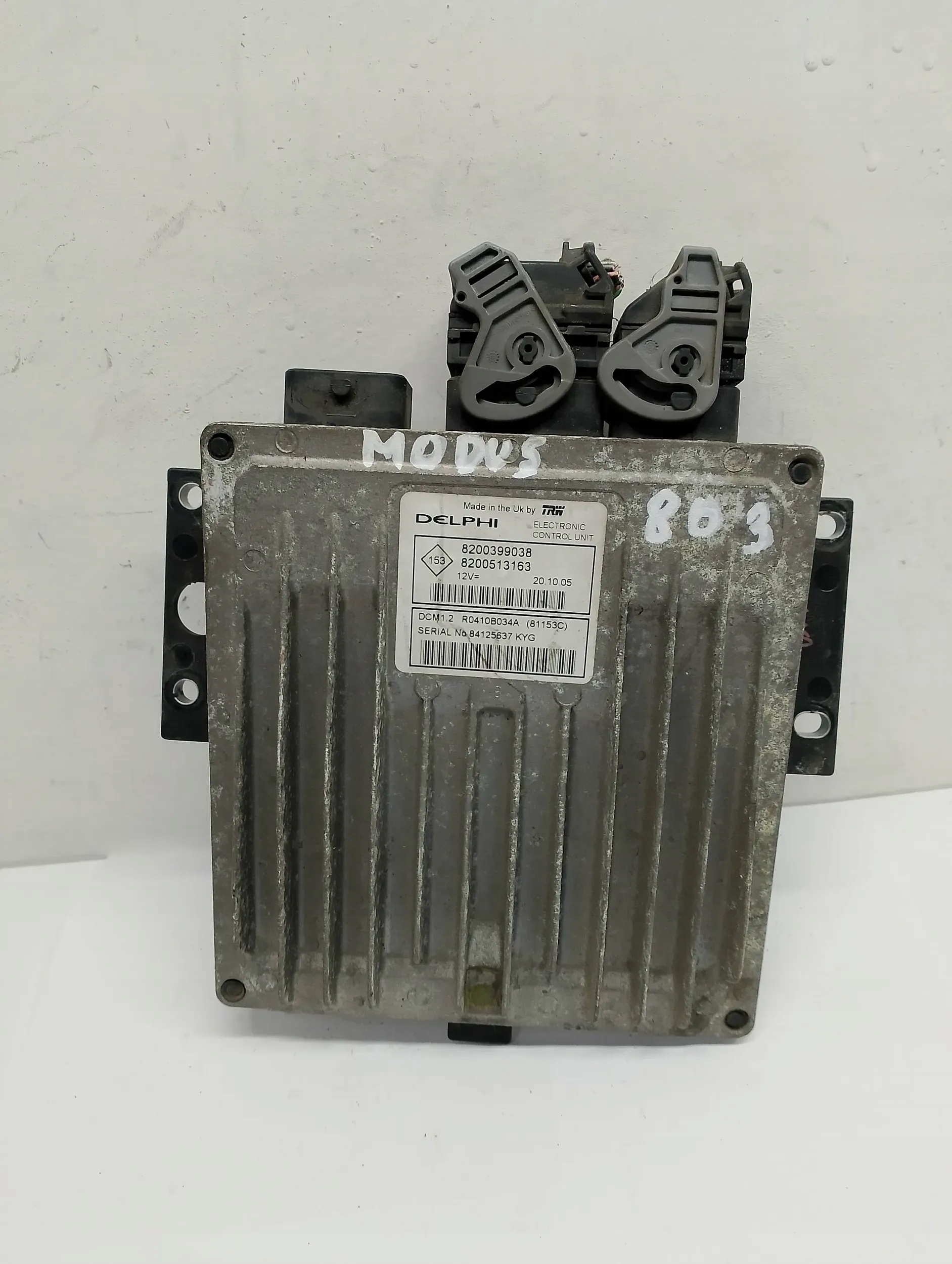 control unit computer of the engine RENAULT MODUS 8200399038