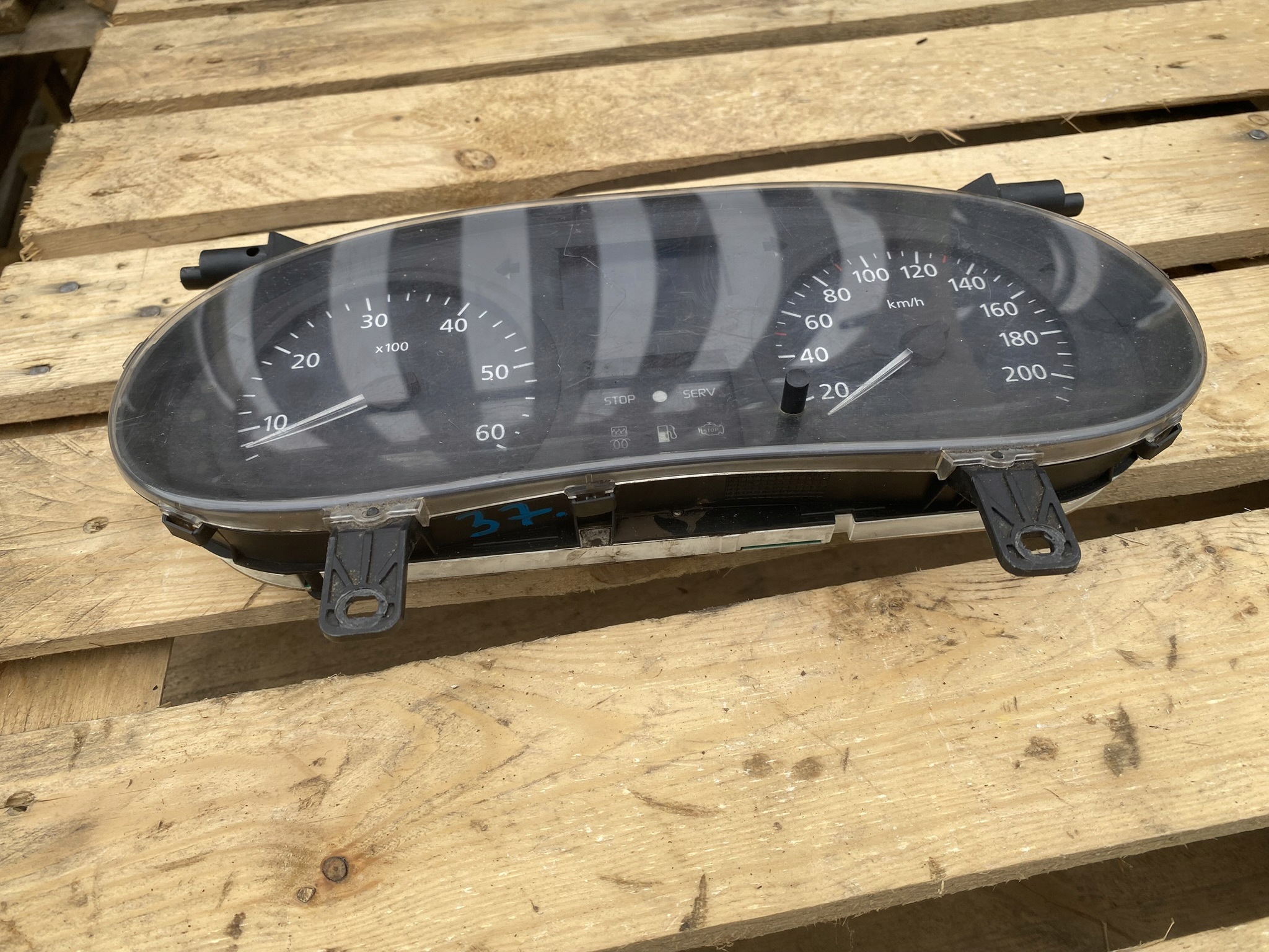dials dials RENAULT TRAFIC EUROPA P8200390132