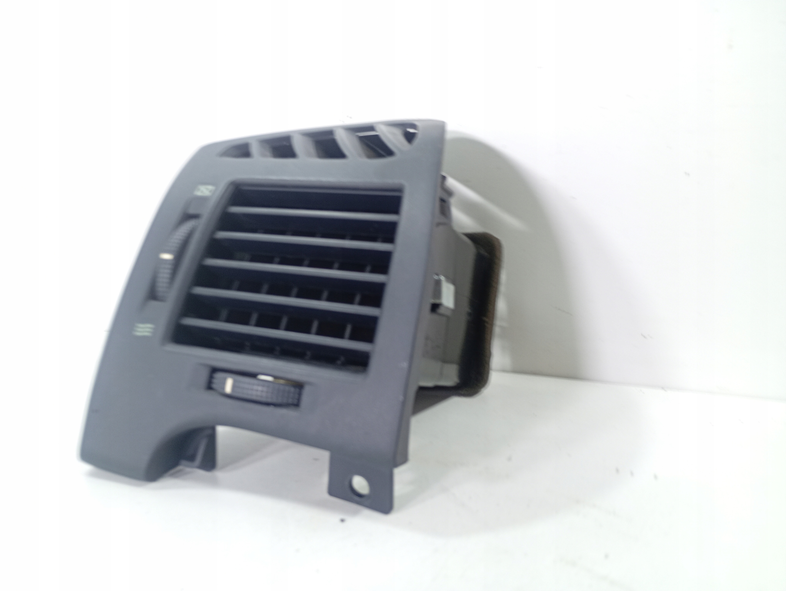 Hyundai Sonata V 5 04-09 grid air conditioning devices air left driver´s