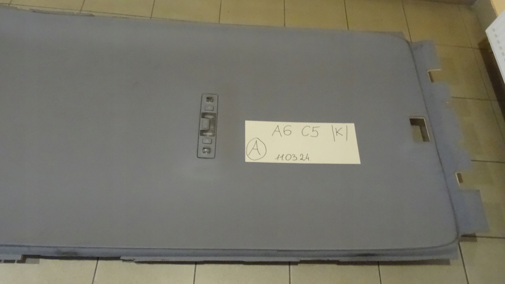 AUDI A6 C5 PODSUFITKA KOMBI Stan opakowania zastępcze