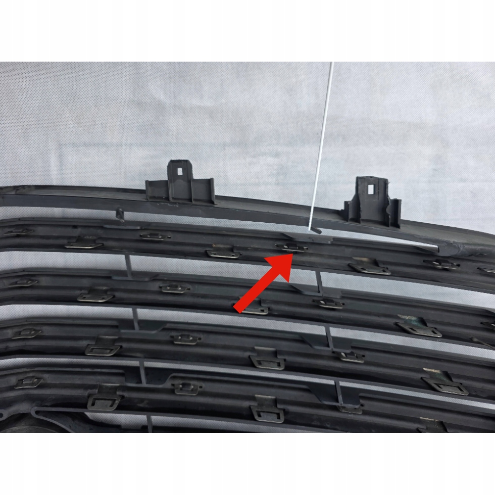 opel oe 623105615R решетка радиатора