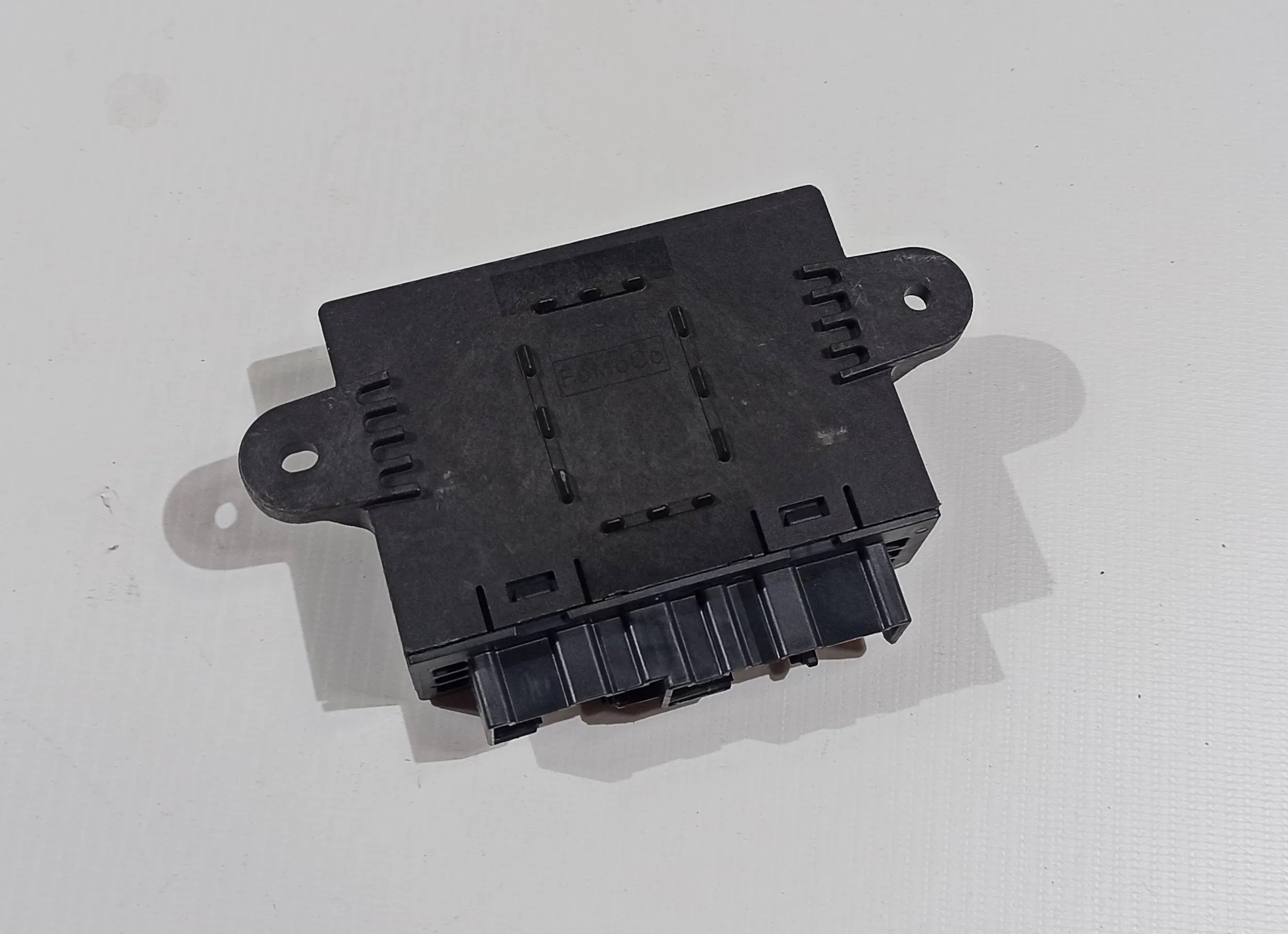 module control unit door of left Ford F150 2015