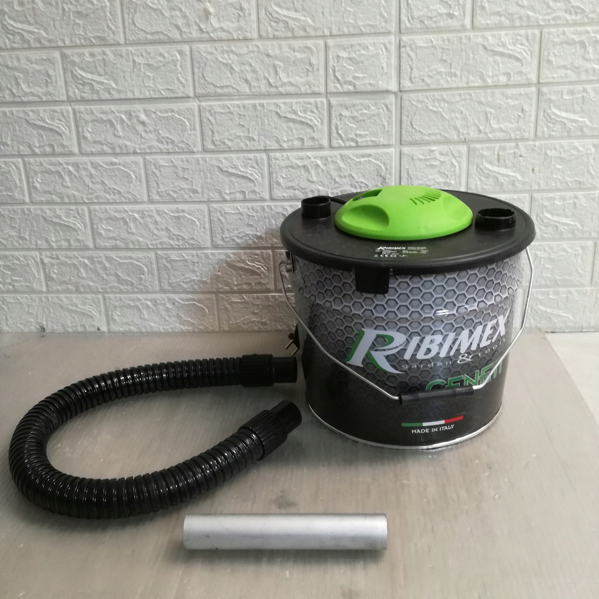 F42 Ribimex Ceneti Odkurzacz do popiołu 800W Marka Ribimex